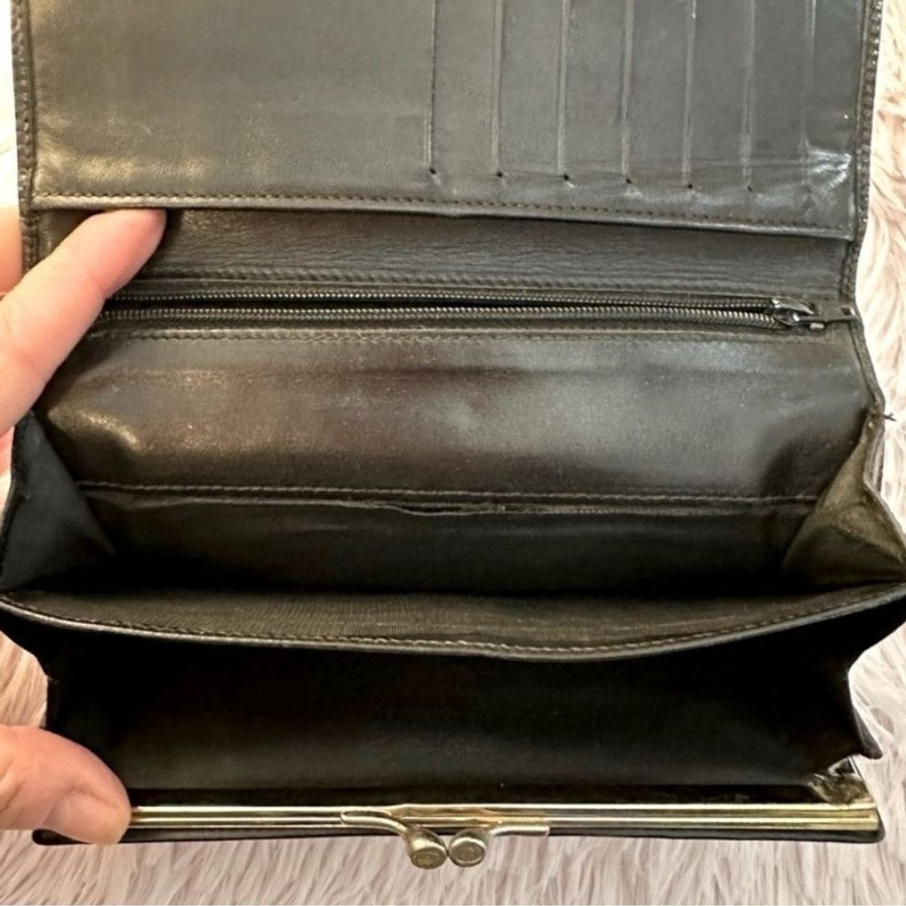 Gucci Gucci Black Wallet with Gold Logo Size ONE SIZE - 11 Thumbnail