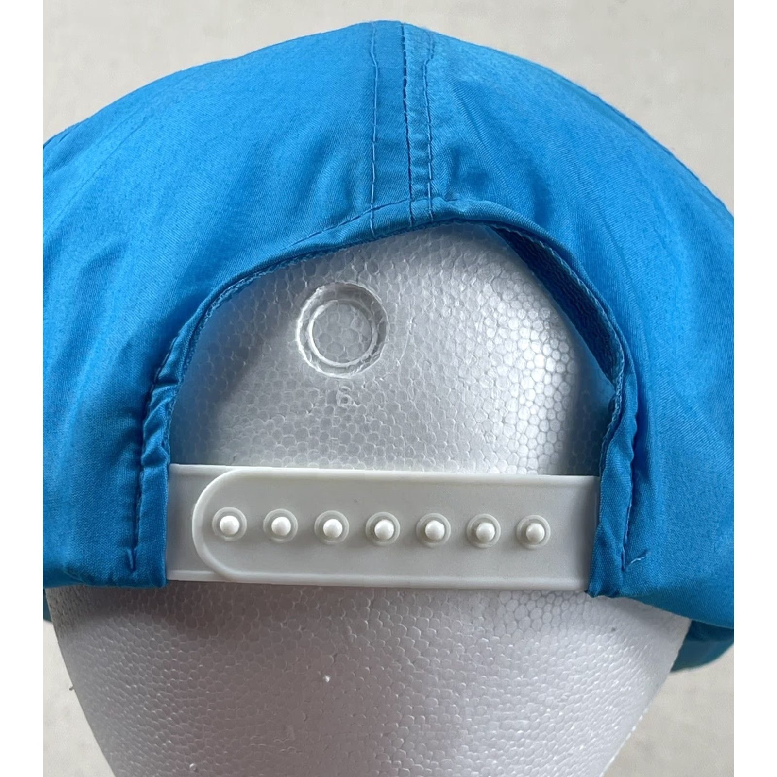 Vintage VINTAGE Speedway Trucker Hat Shamu Ocean Marine Life Blue Adjustable 90s Mens Size ONE SIZE - 4 Thumbnail