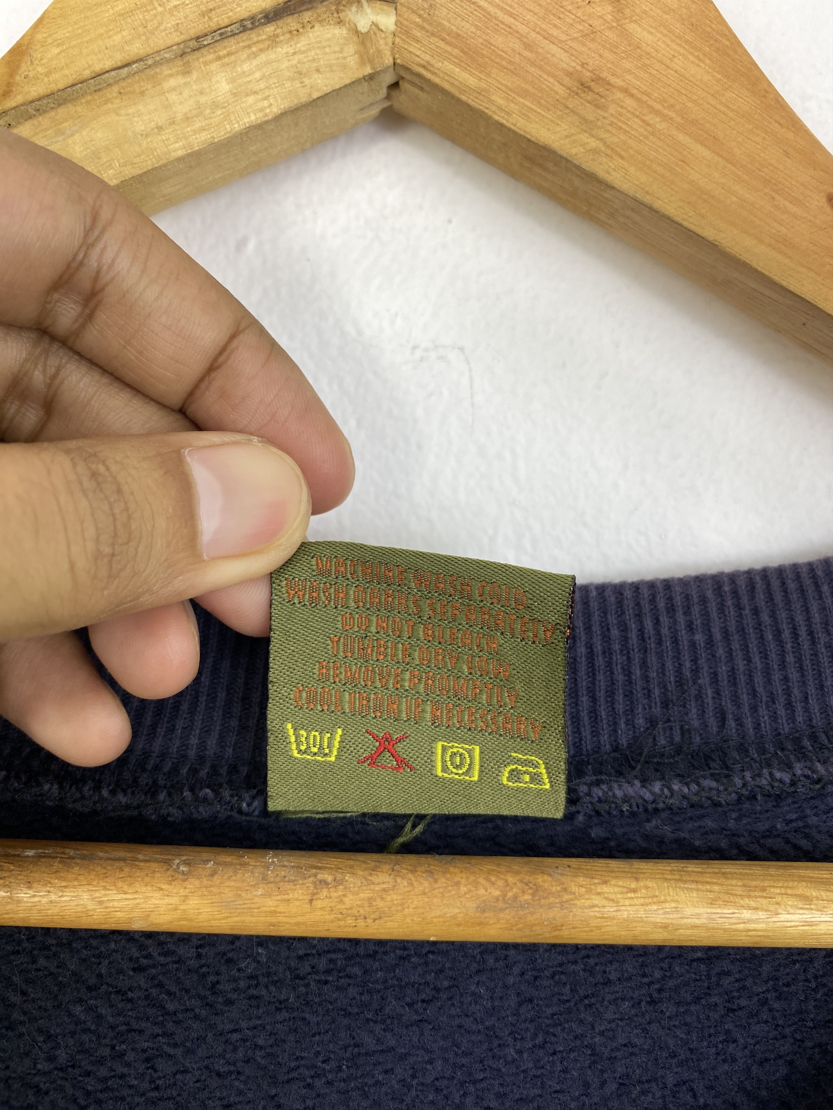 Timberland Vintage Timberland Centre Logo Pullover Sweatshirt SH0026 Size US XL / EU 56 / 4 - 6 Thumbnail