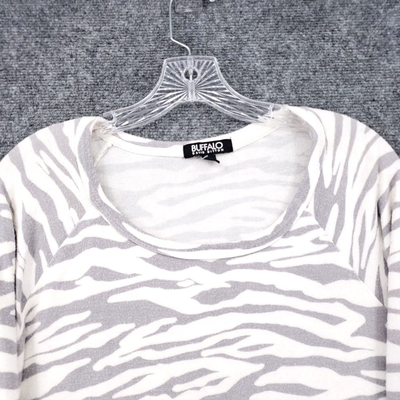 Buffalo David Bitton Buffalo David Bitton Sweater Womens L Large Beige Animal Print Pullover Stretch Size L / US 10 / IT 46 - 3 Thumbnail
