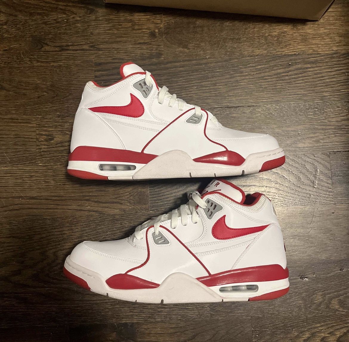 Nike Nike Air Flight 89 CHICAGO Scottie Pippen Size US 12 / EU 45 - 1 Thumbnail