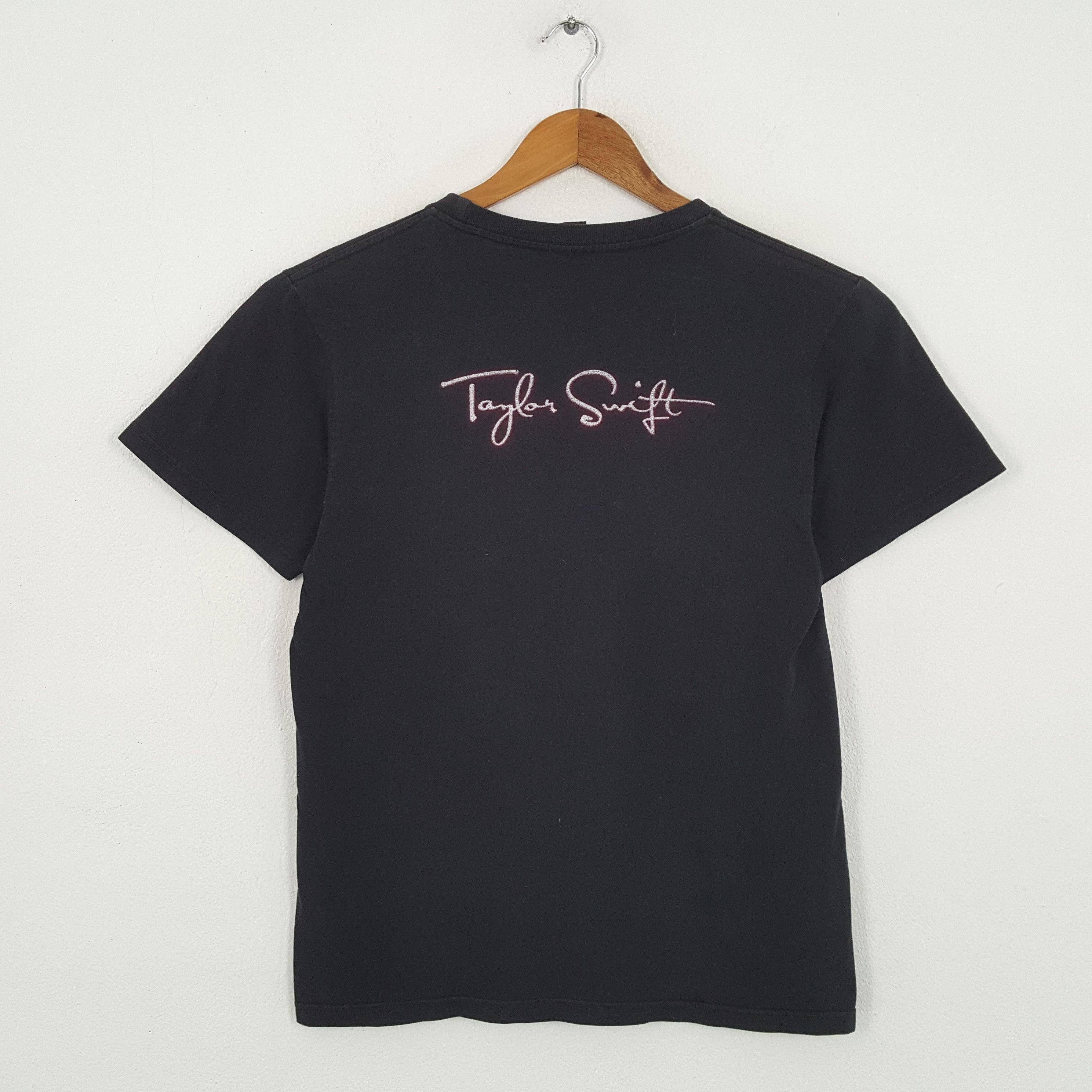 Band Tees × Vintage Vintage TAYLOR SWIFT American Singers Distressed T-Shirt Size US M / EU 48-50 / 2 - 3 Thumbnail