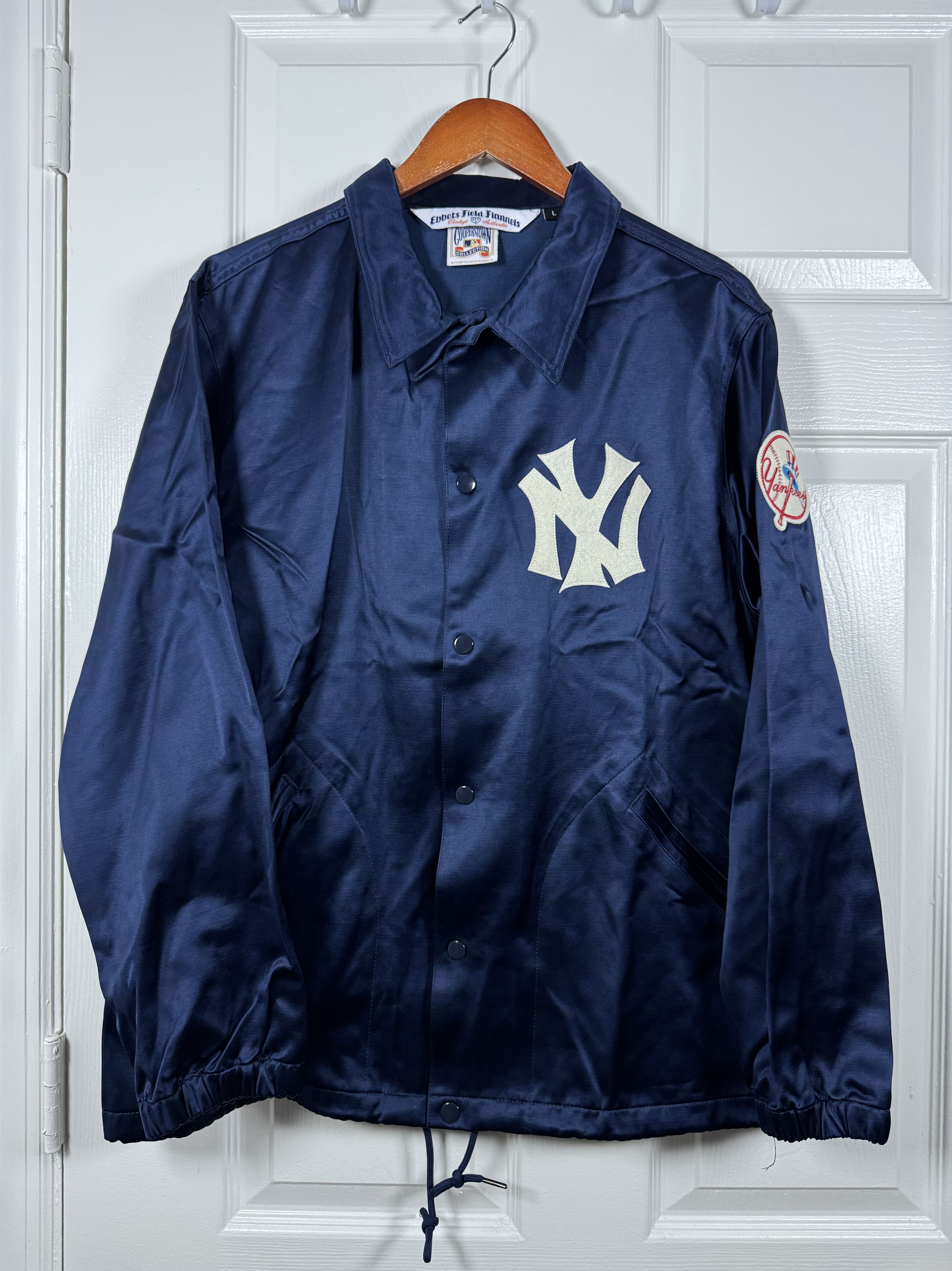 Ebbets Field Flannels New York Yankees 1946 Satin Windbreaker Jacket Navy Size US L / EU 52-54 / 3 - 1 Thumbnail