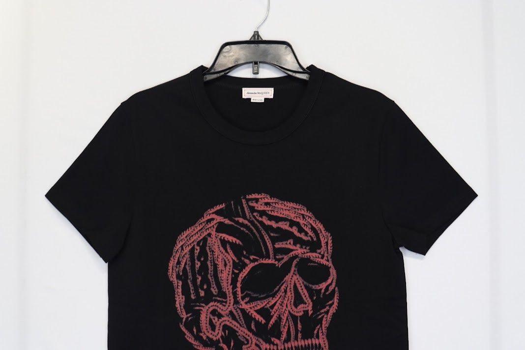 Alexander McQueen o1rshd1 T-Shirt in Black Size US S / EU 44-46 / 1 - 6 Thumbnail