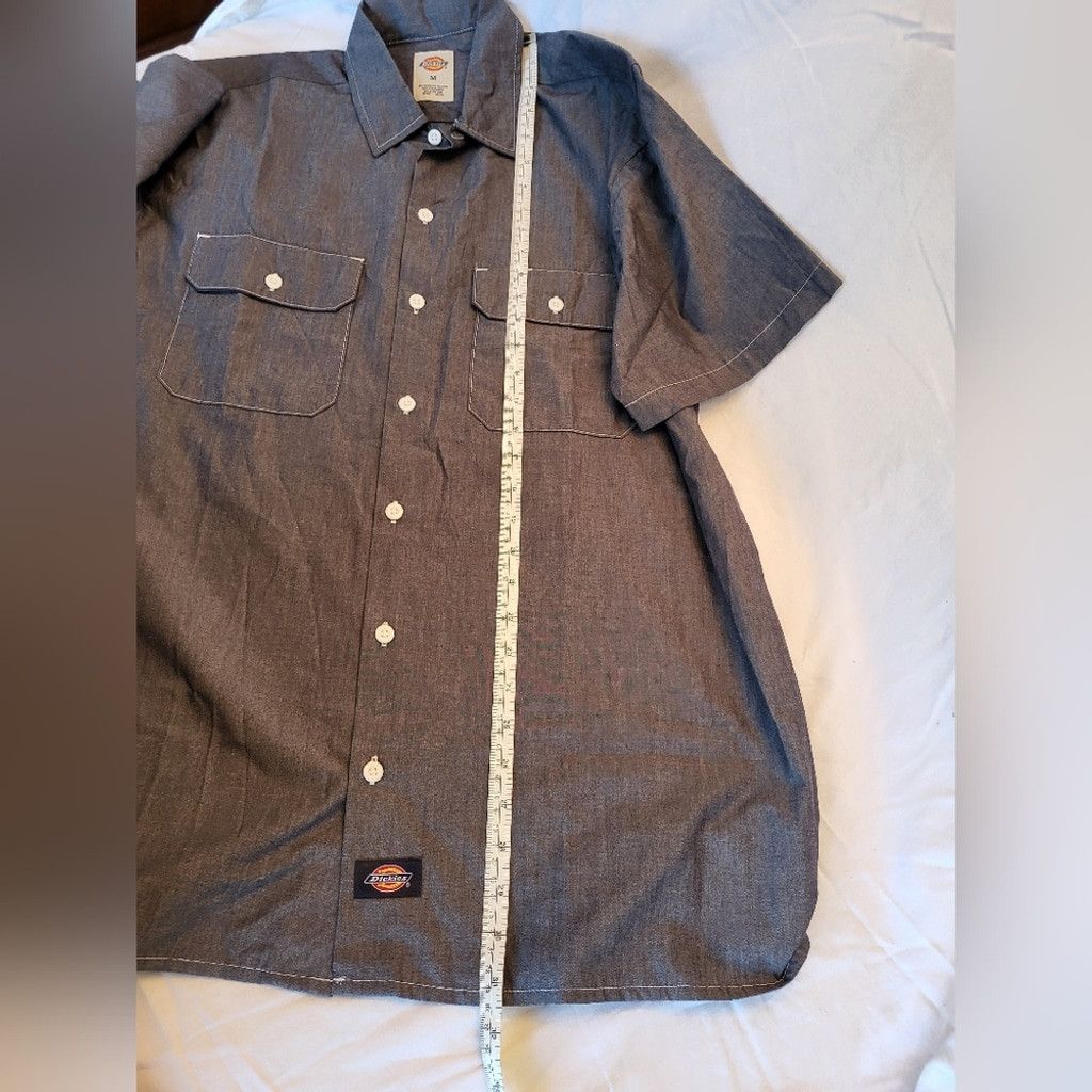 Dickies NWOT Dickies Navy Chambray Button-Up Short Sleeve Shirt, Med Size US M / EU 48-50 / 2 - 8 Thumbnail