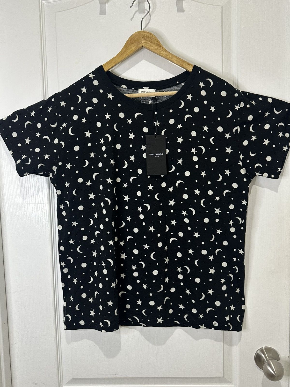 Saint Laurent Paris Saint Laurent Moon and Star Print Short Sleeve Tee Size L / US 10 / IT 46 - 1 Thumbnail