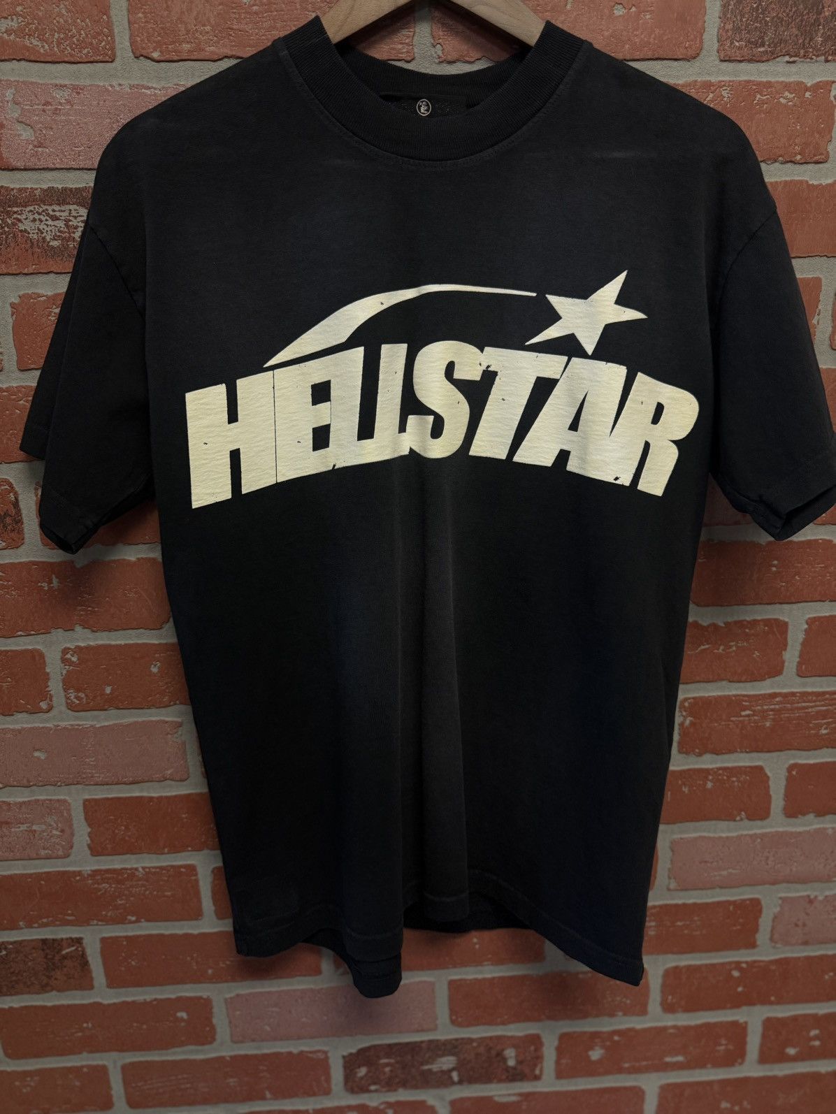 HELLSTAR Hellstar Black Logo Tee Shirt 100% Authentic Size XS Size US XS / EU 42 / 0 - 1 Thumbnail
