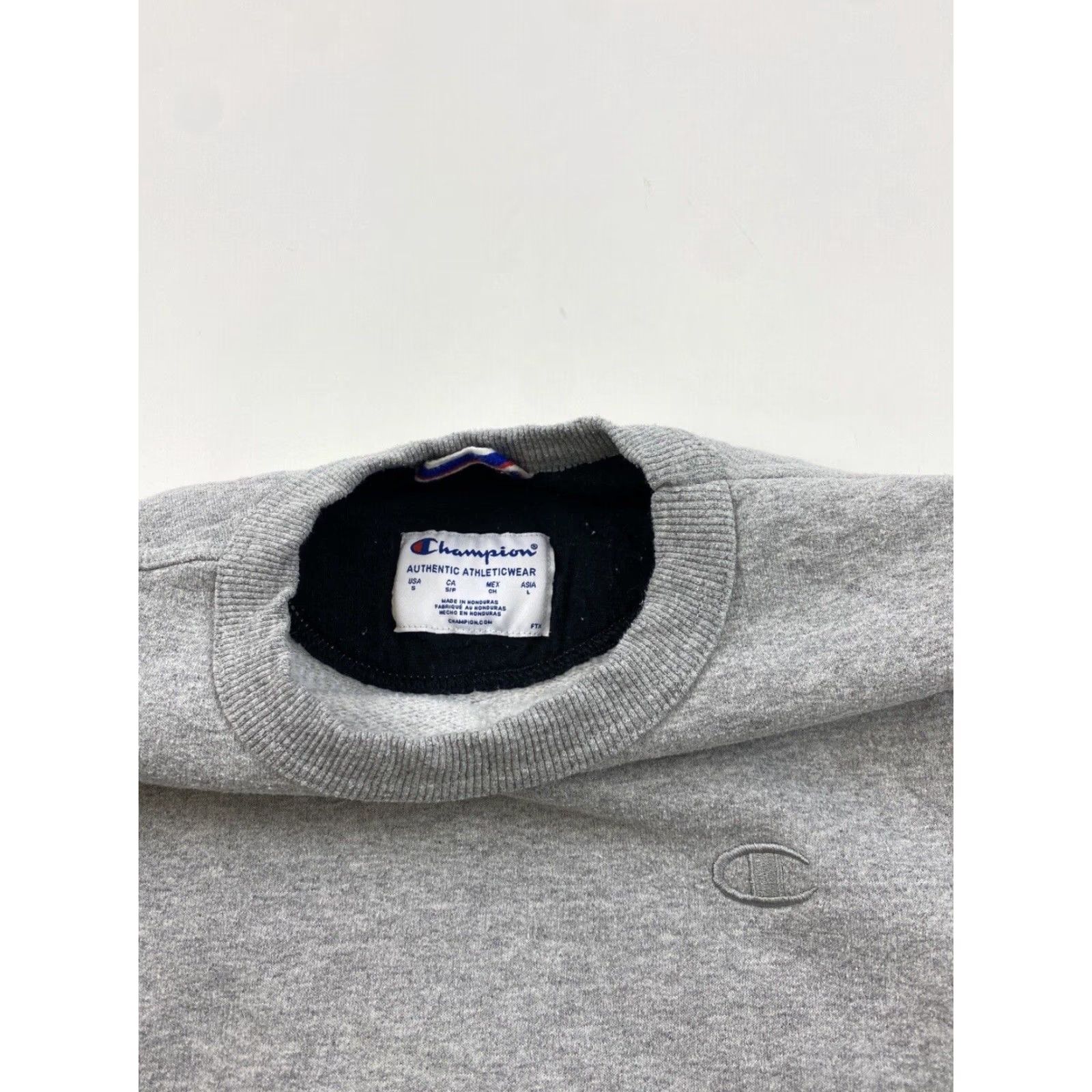 Champion Champion Sweatshirt Mens Small Gray Crew Neck Pullover Size US S / EU 44-46 / 1 - 2 Thumbnail