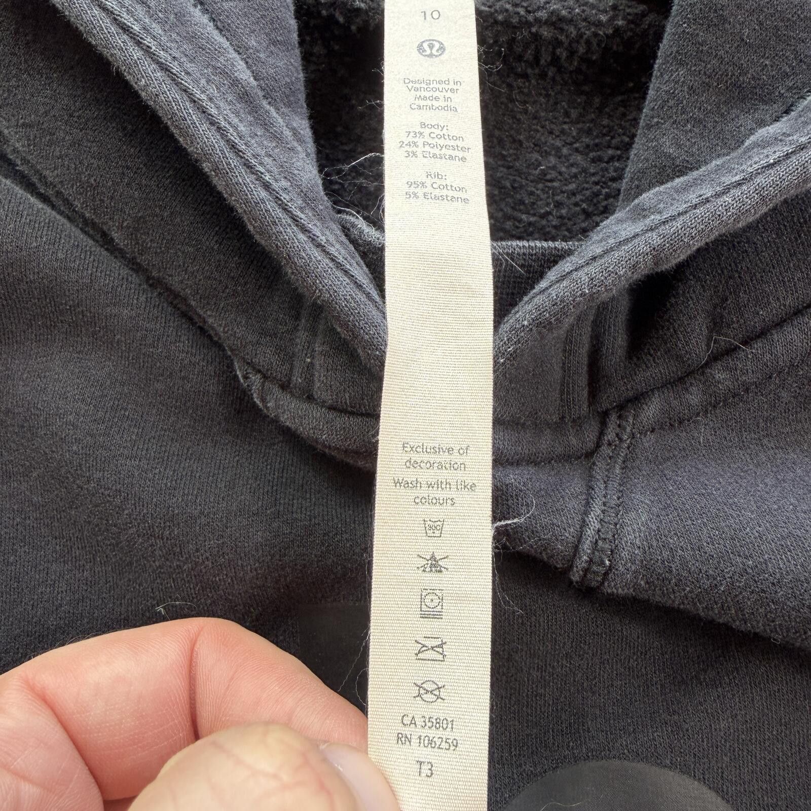 Lululemon Lululemon Black Pullover Hoodie 10 Womens Athleisure Logo Size M / US 6-8 / IT 42-44 - 4 Thumbnail