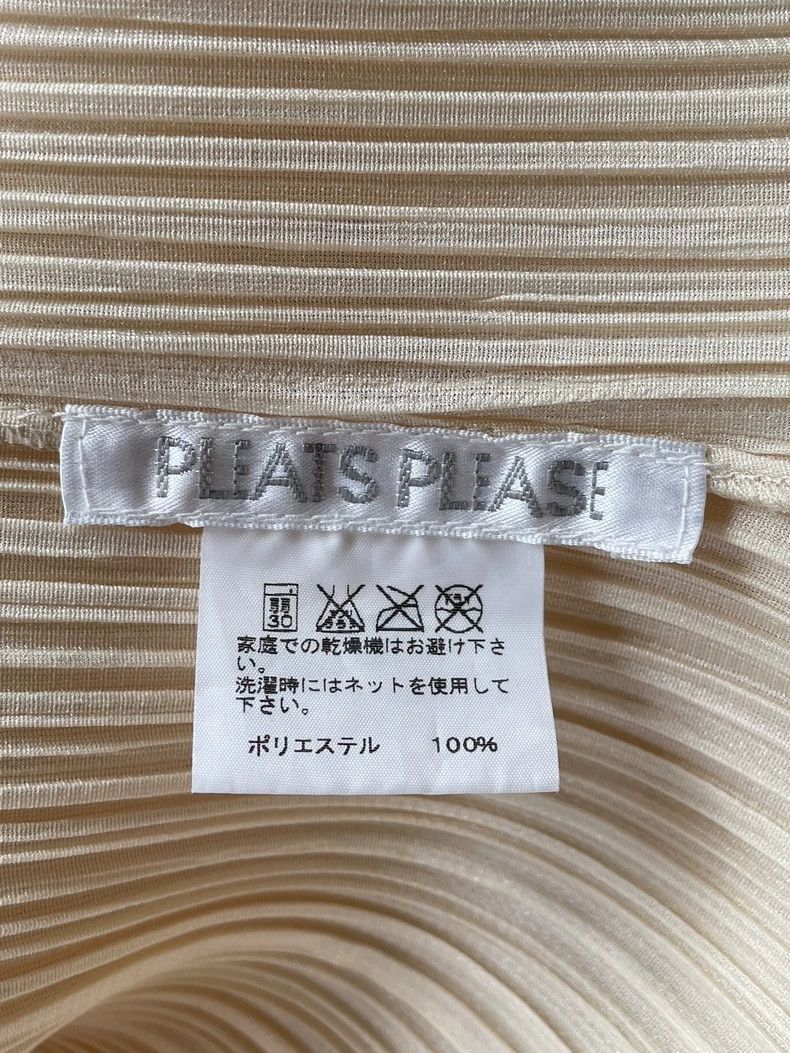 Issey Miyake Issey Miyake size:5 Beige origami airplane dress Size XS / US 0-2 / IT 36-38 - 6 Thumbnail