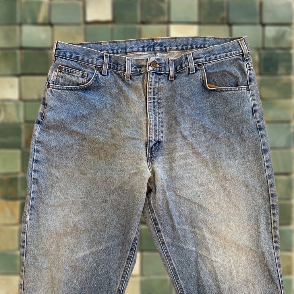 Carhartt VINTAGE Carhartt Jeans Denim Relaxed Fit Light Wash 5-Pocket Design USA Size 40 X 32 Men Size US 40 / EU 56 - 1 Thumbnail