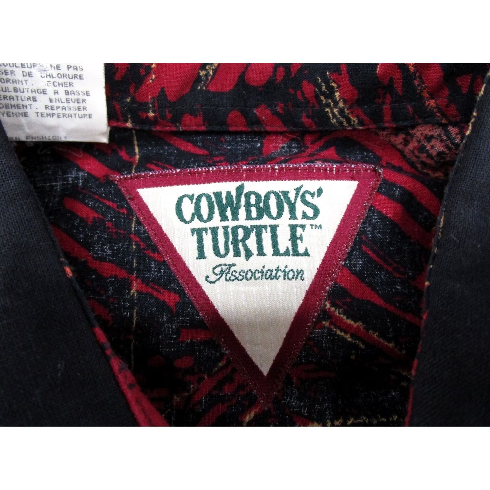 Vintage VTG 90s Cowboy Turtle Geometric Long Sleeve Button Shirt Size L Red Cotton Western Mens Size US L / EU 52-54 / 3 - 2 Thumbnail