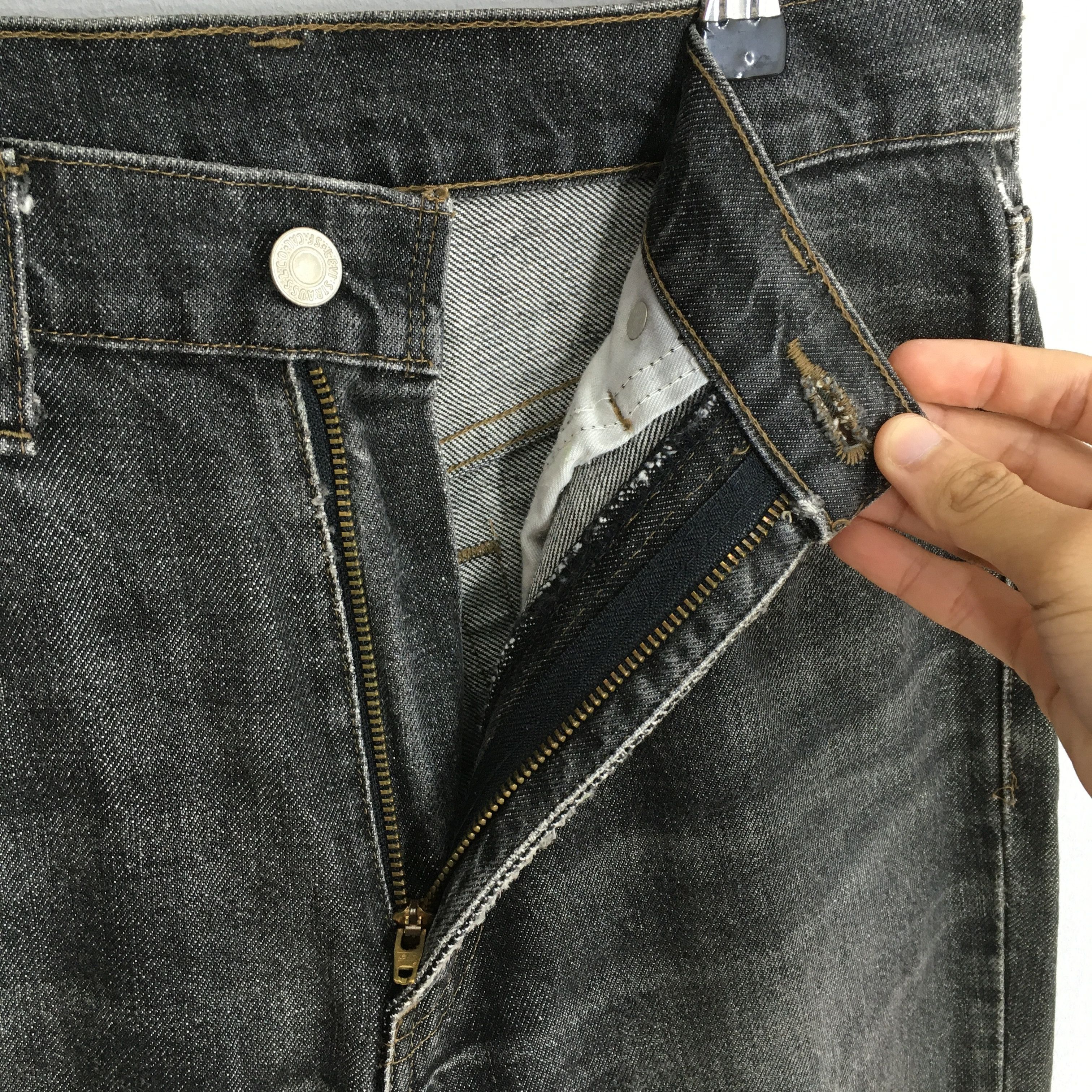 Jean × Levi's × Vintage Size 30x31 Vintage Levi's 603 Faded Black Jeans Size US 30 / EU 46 - 6 Thumbnail