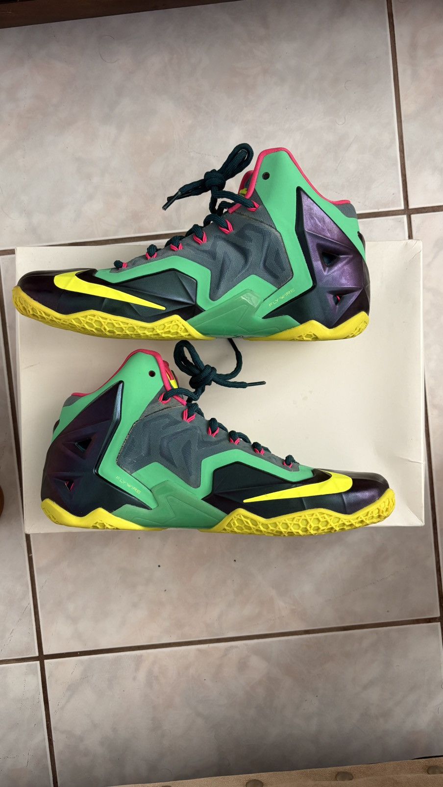 Nike Lebron 11 T-Rex SAMPLE Size US 8.5 / EU 41-42 - 3 Thumbnail