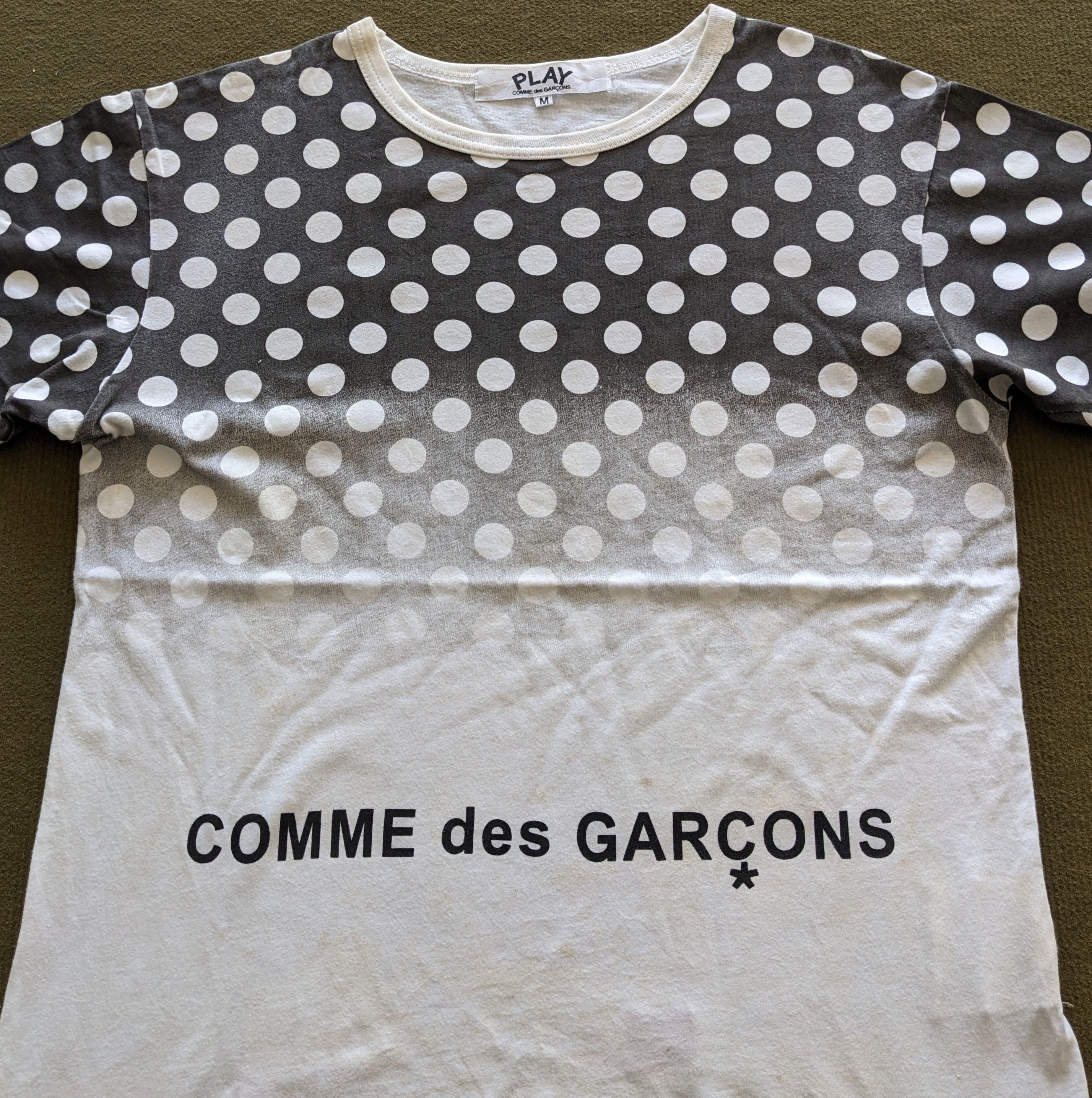 Comme des Garcons PLAY Vintage COMME Des GARÇONS PLAY Japanese Brand T-shirt Size US M / EU 48-50 / 2 - 2 Thumbnail