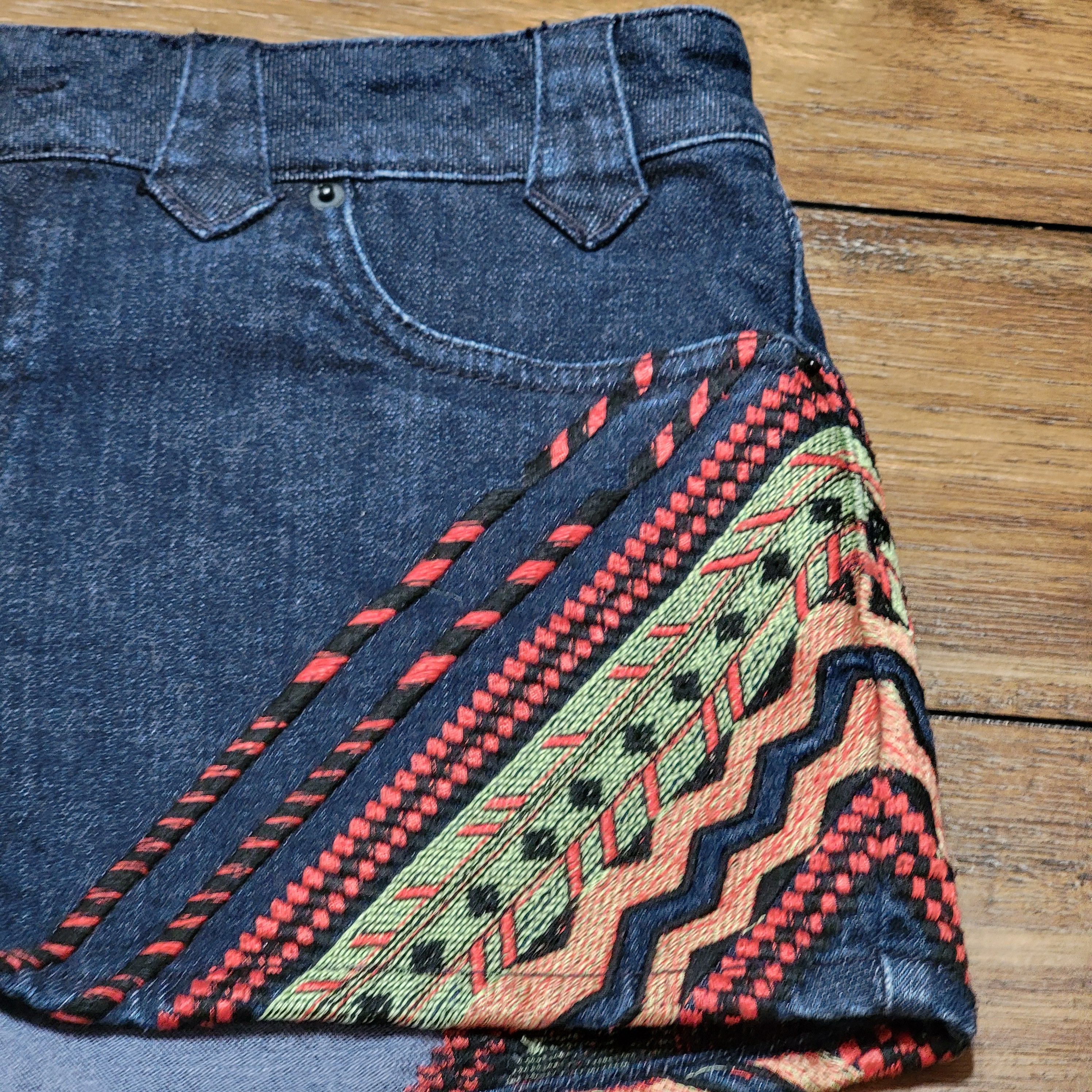 Bdg BDG. Denim Short Shorts Embroidery Design - Size 29 Size 30" / US 8 / IT 44 - 2 Thumbnail