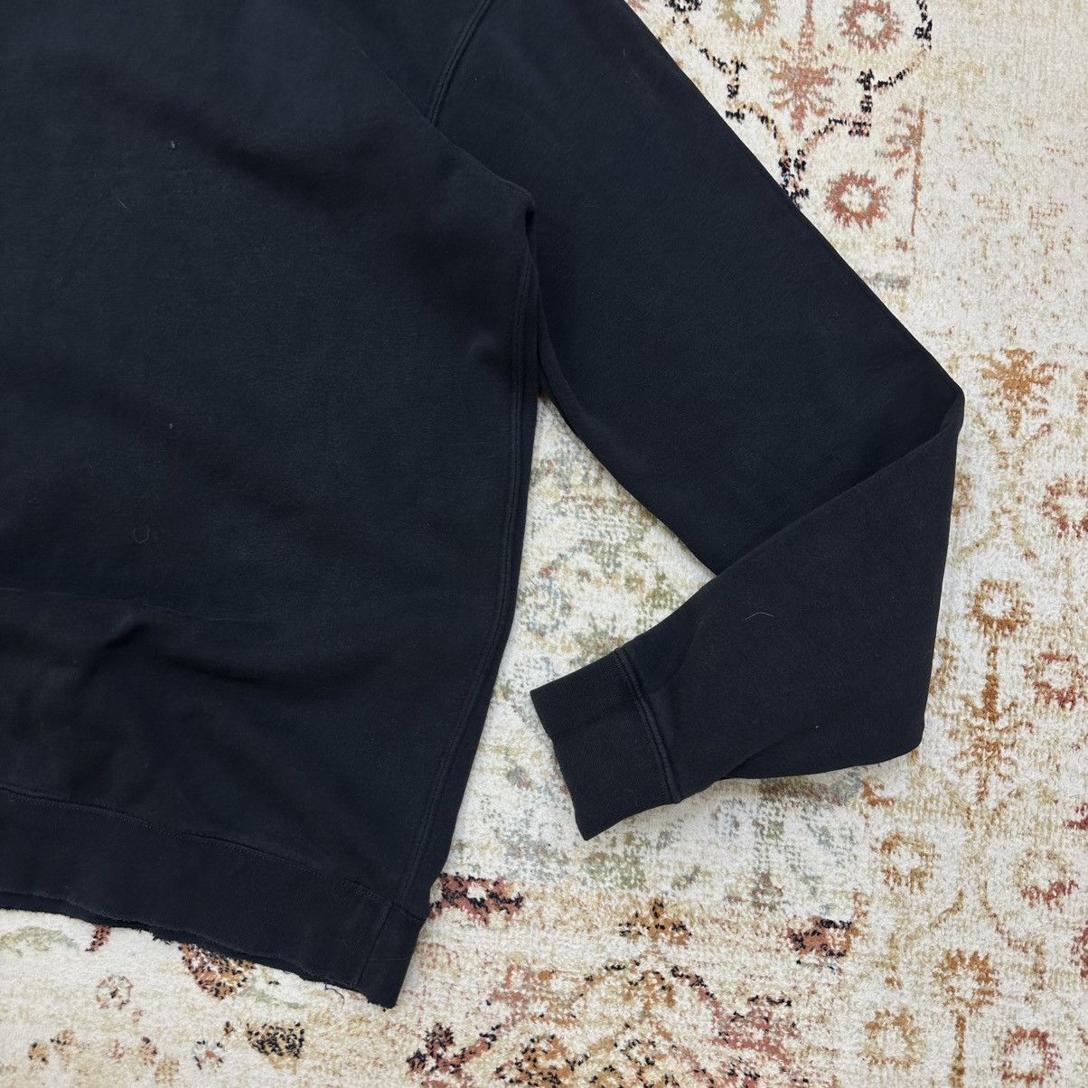 Nike × Vintage Vintage Nike Sweatshirt Small Logo Distressed Y2K 00s Size US M / EU 48-50 / 2 - 7 Thumbnail