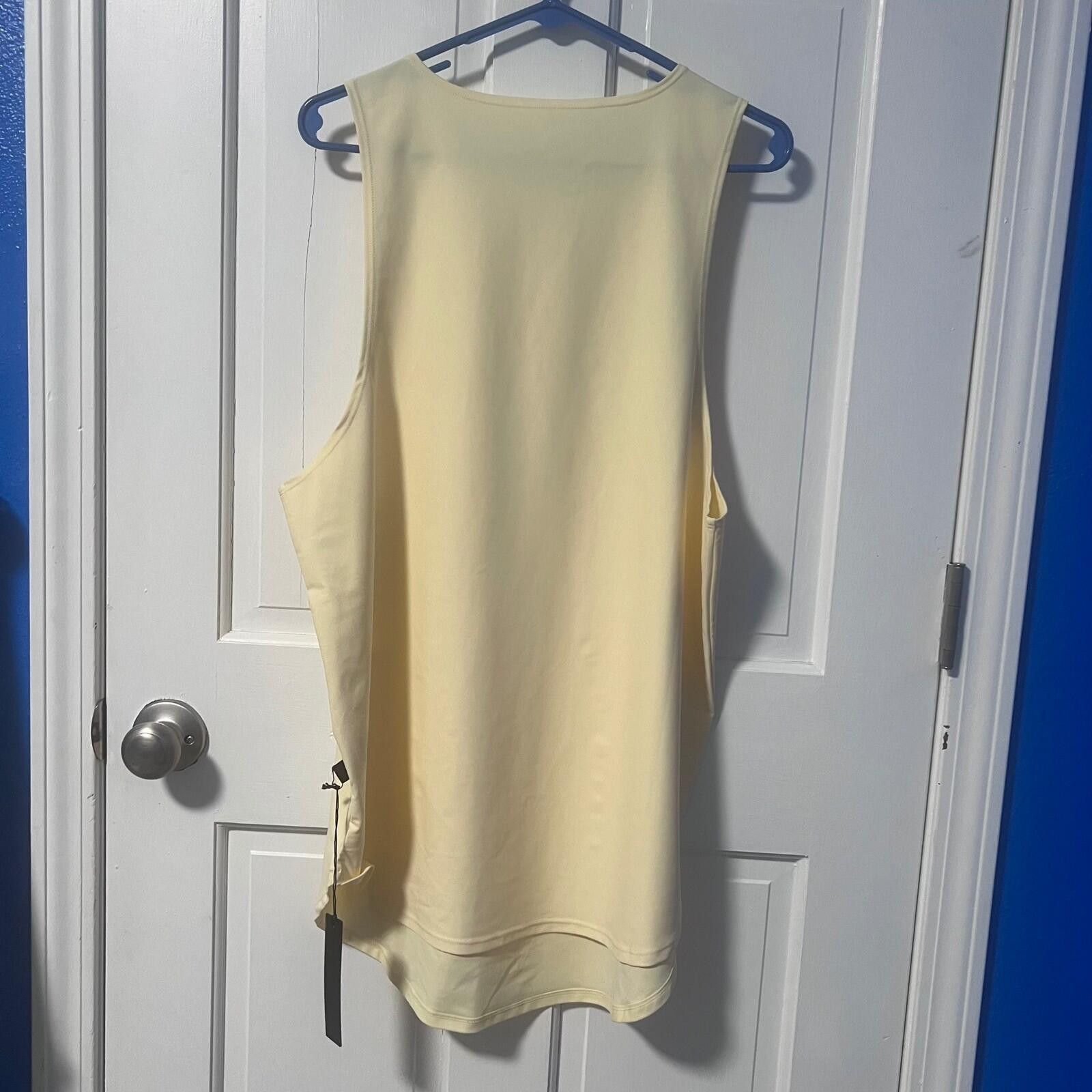 Other STLR Aesthetics Women Pale Yellow Athletic Top Size M NEW Size M / US 6-8 / IT 42-44 - 5 Thumbnail