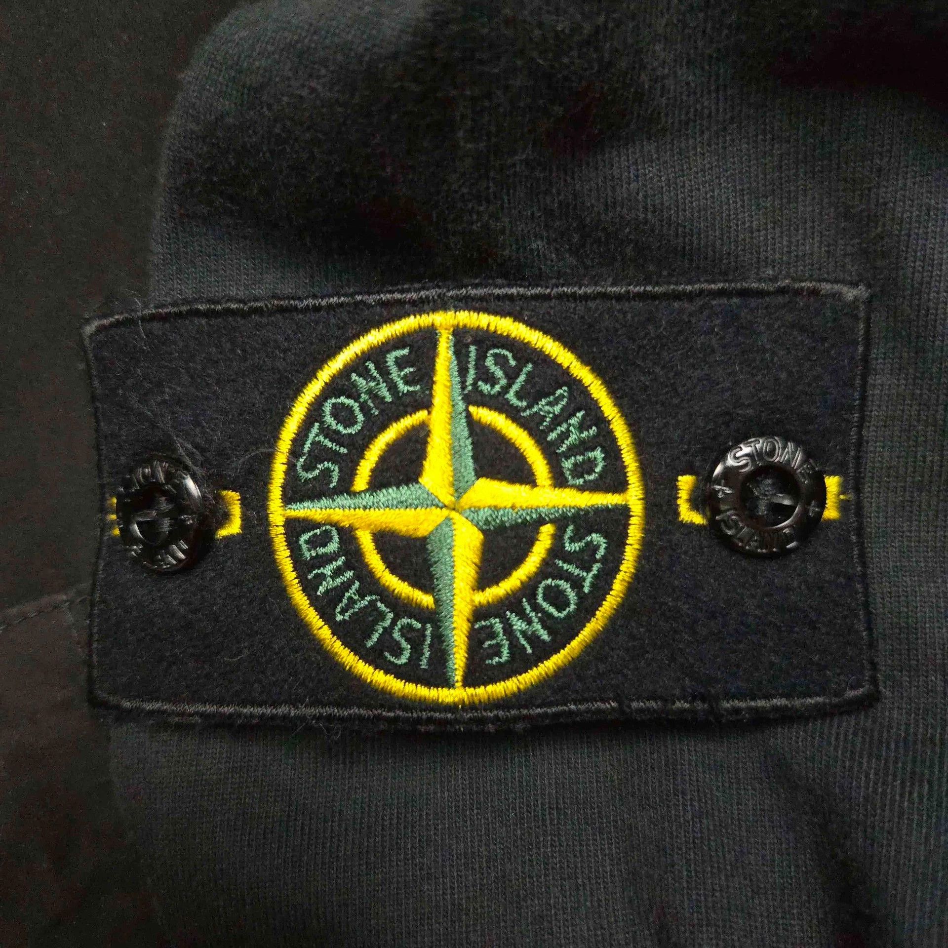 Stone Island stone island black functional sweatshirt with pockets Size US L / EU 52-54 / 3 - 6 Thumbnail