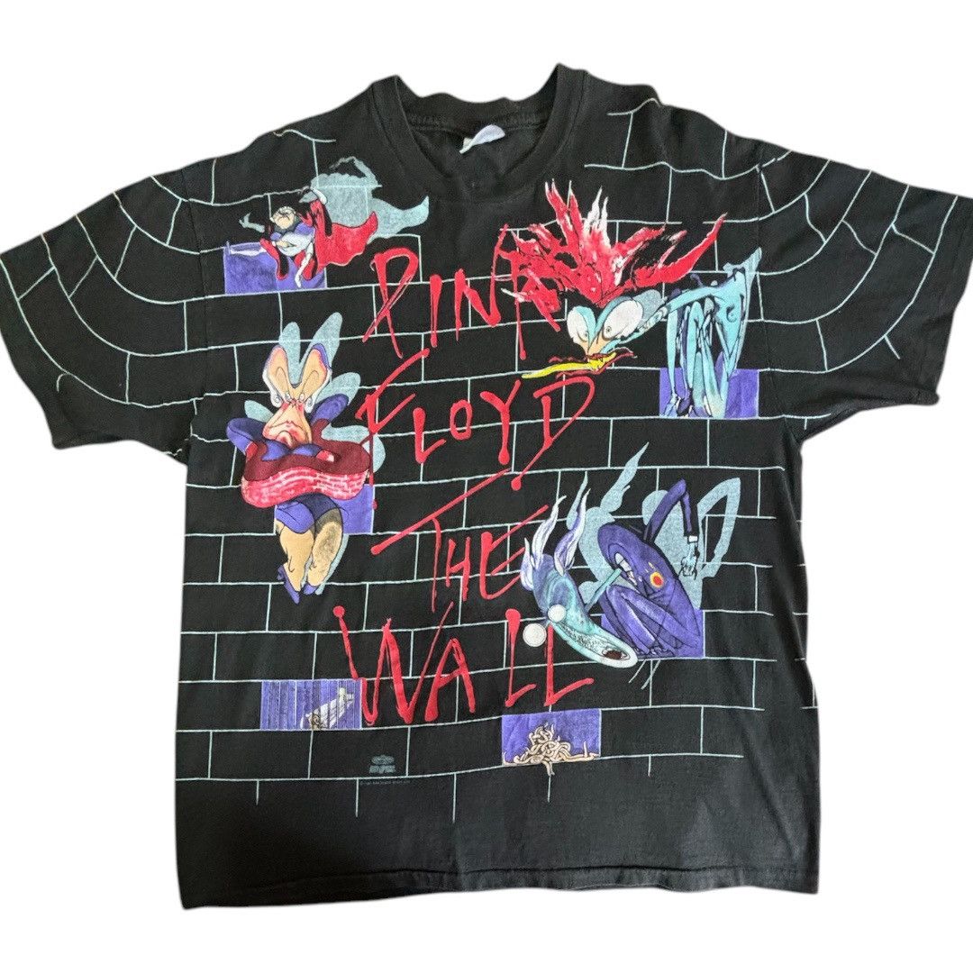 Band Tees × Vintage Vintage 1982 Pink Floyd The Wall All Over Print Size US XL / EU 56 / 4 - 1 Thumbnail