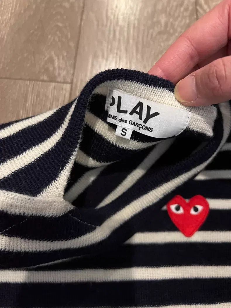Comme des Garcons Comme Des Garcons Navy Blue Striped Wool Sweater Size S / US 4 / IT 40 - 3 Thumbnail