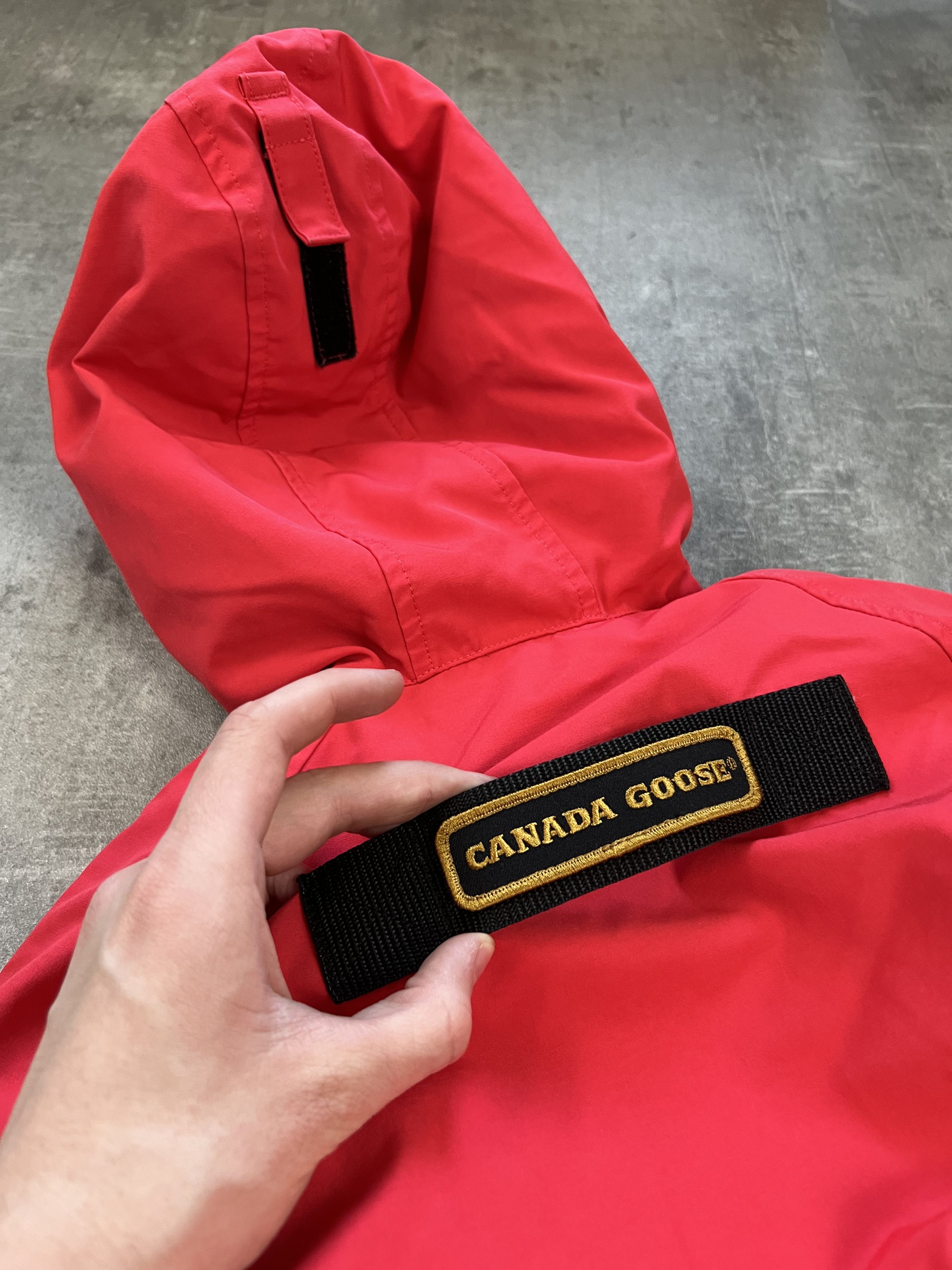 Canada Goose canada goose puffer bomber size (18) like S-M legit luxury Size US S / EU 44-46 / 1 - 6 Thumbnail