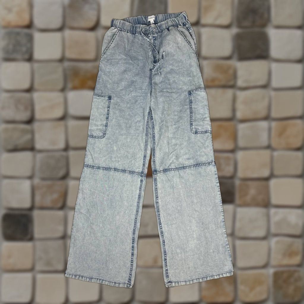 Everlane Everlane Cargo Jeans Women Small Blue Denim Cotton High Rise Wide Leg Drawstring Womens Size 27" / US 4 / IT 40 - 1 Thumbnail