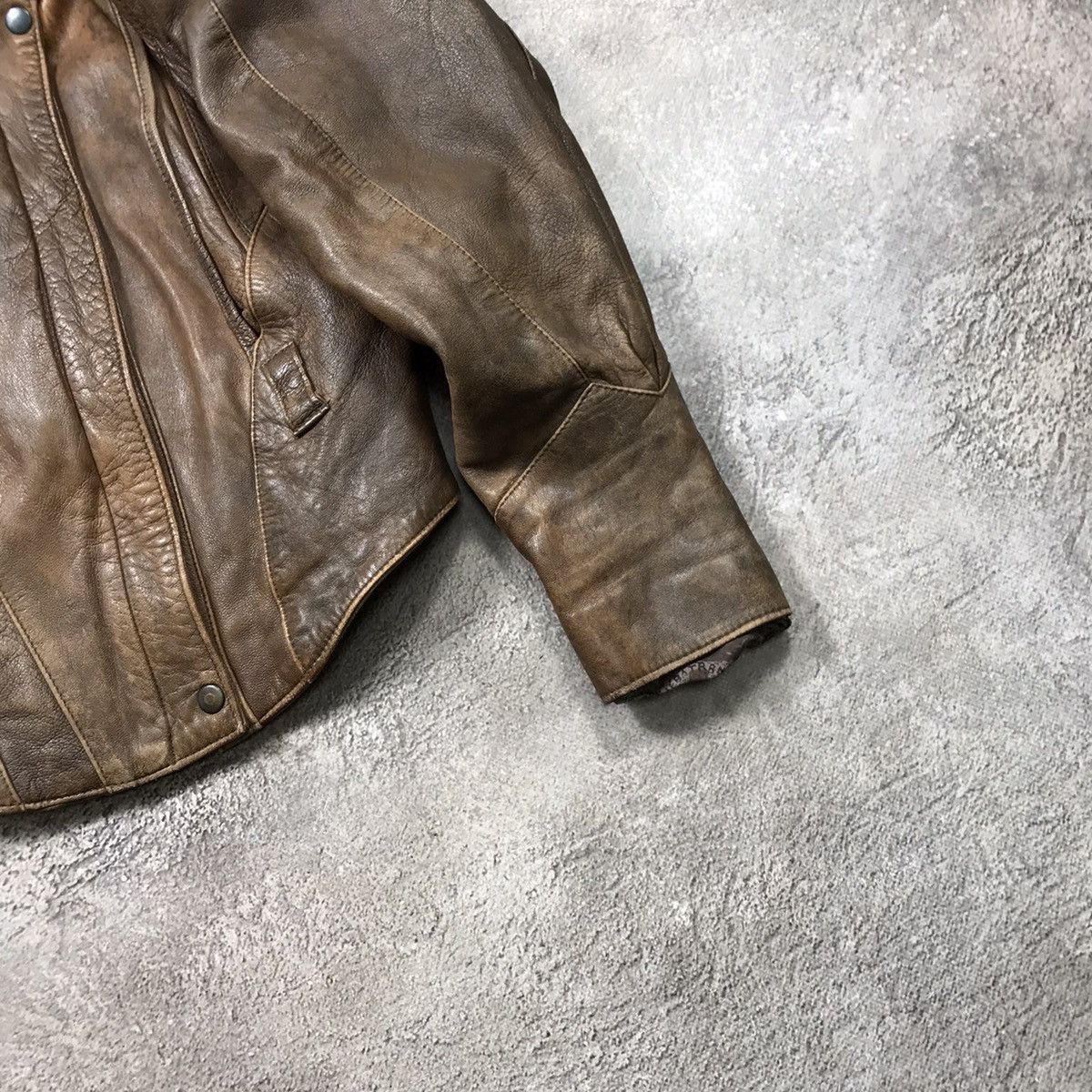 Vintage Vintage 90s Faded Brown Leather Jacket Streetwear Baggy M Size M / US 6-8 / IT 42-44 - 4 Thumbnail
