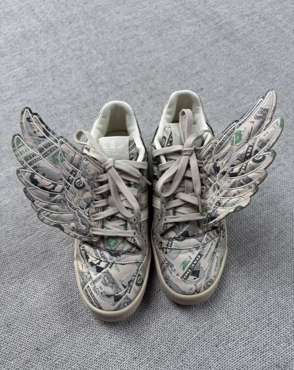 Adidas Adidas Jeremy Scott Wings All-Over Dollar Print GX6393 K37 Size US 8 / EU 41 - 1 Thumbnail