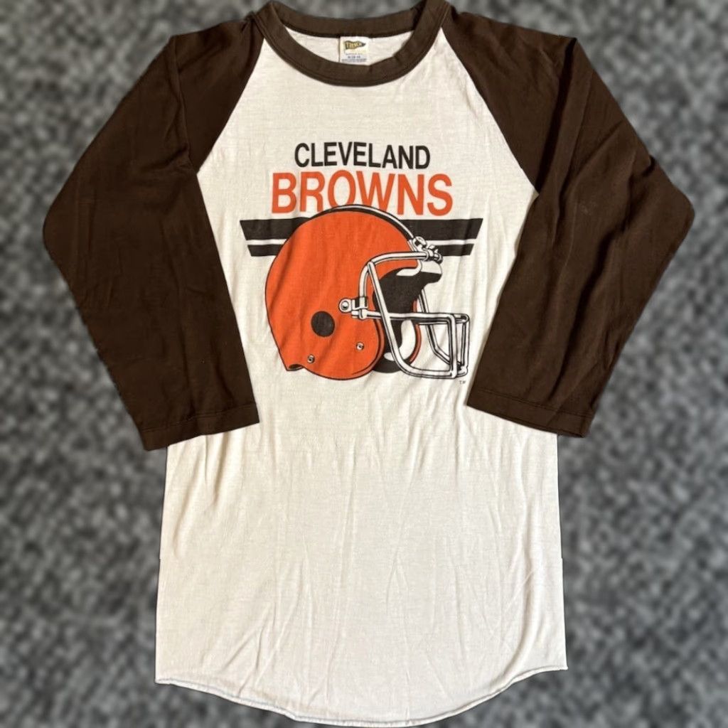 NFL VINTAGE Cleveland Browns Trench Mfg. Co. 3/4 Sleeve T-Shirt M White NFL 80s Sports Mens Shirt Size US M / EU 48-50 / 2 - 1 Thumbnail