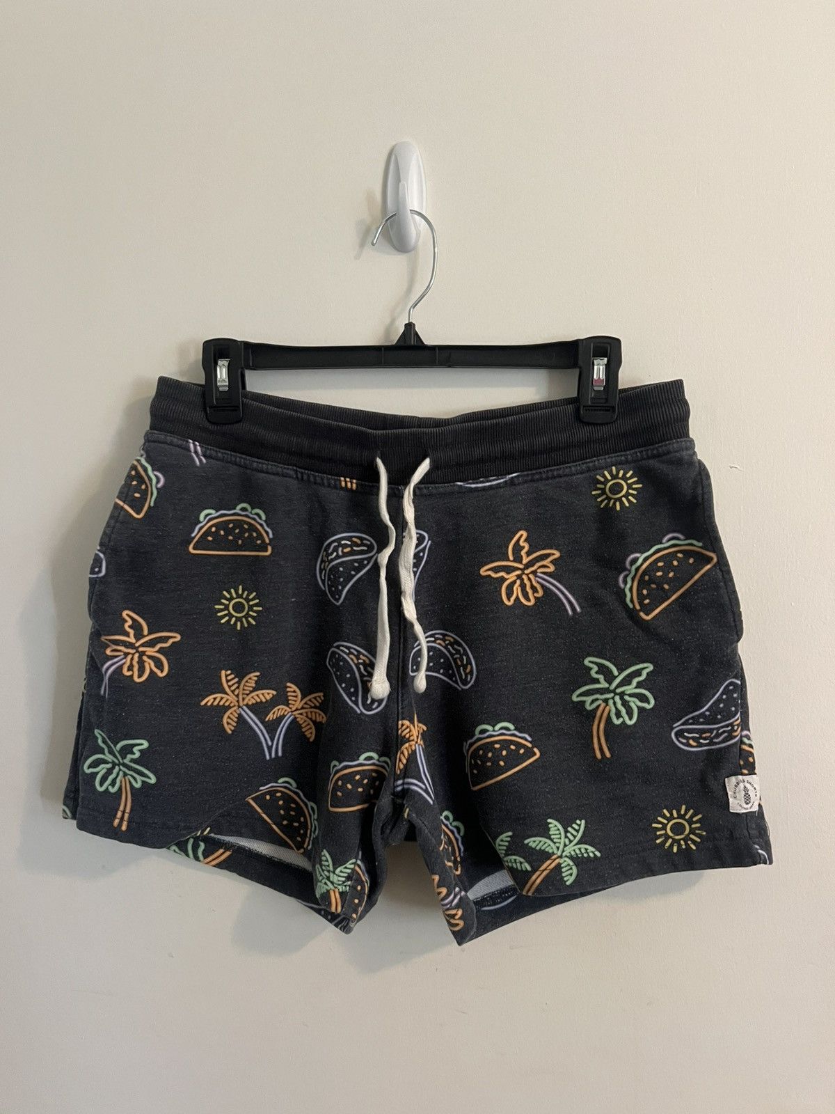 Chubbies Taco/Palm Tree Chubbies shorts Size US 32 / EU 48 - 1 Thumbnail