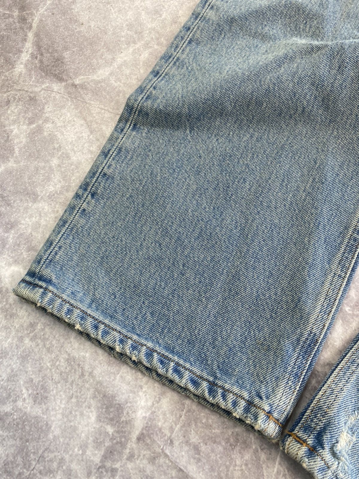 Toteme Toteme Loose Fit Distressed Jeans Size: W29 L34 Size 29" - 6 Thumbnail
