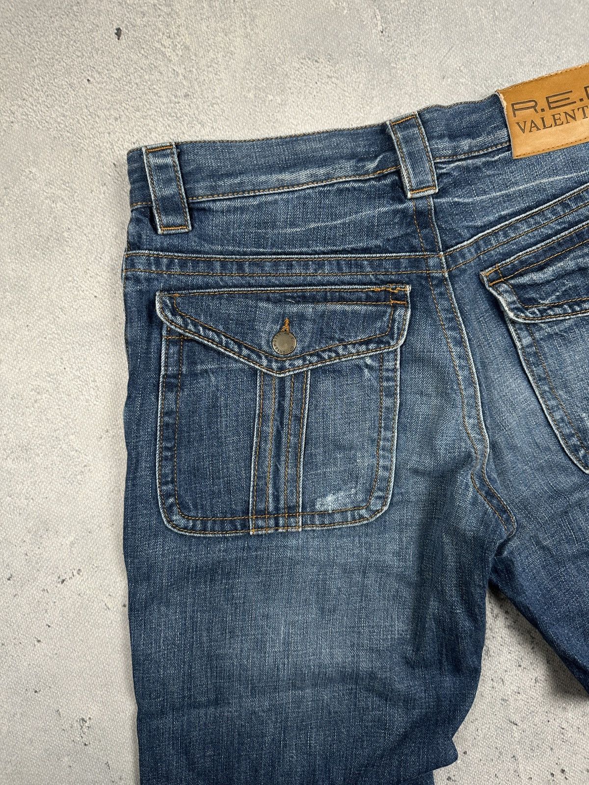 Valentino R.E.D. Valentino Vintage Faded Denim Jeans Flap Back Pockets Size US 31 - 10 Thumbnail