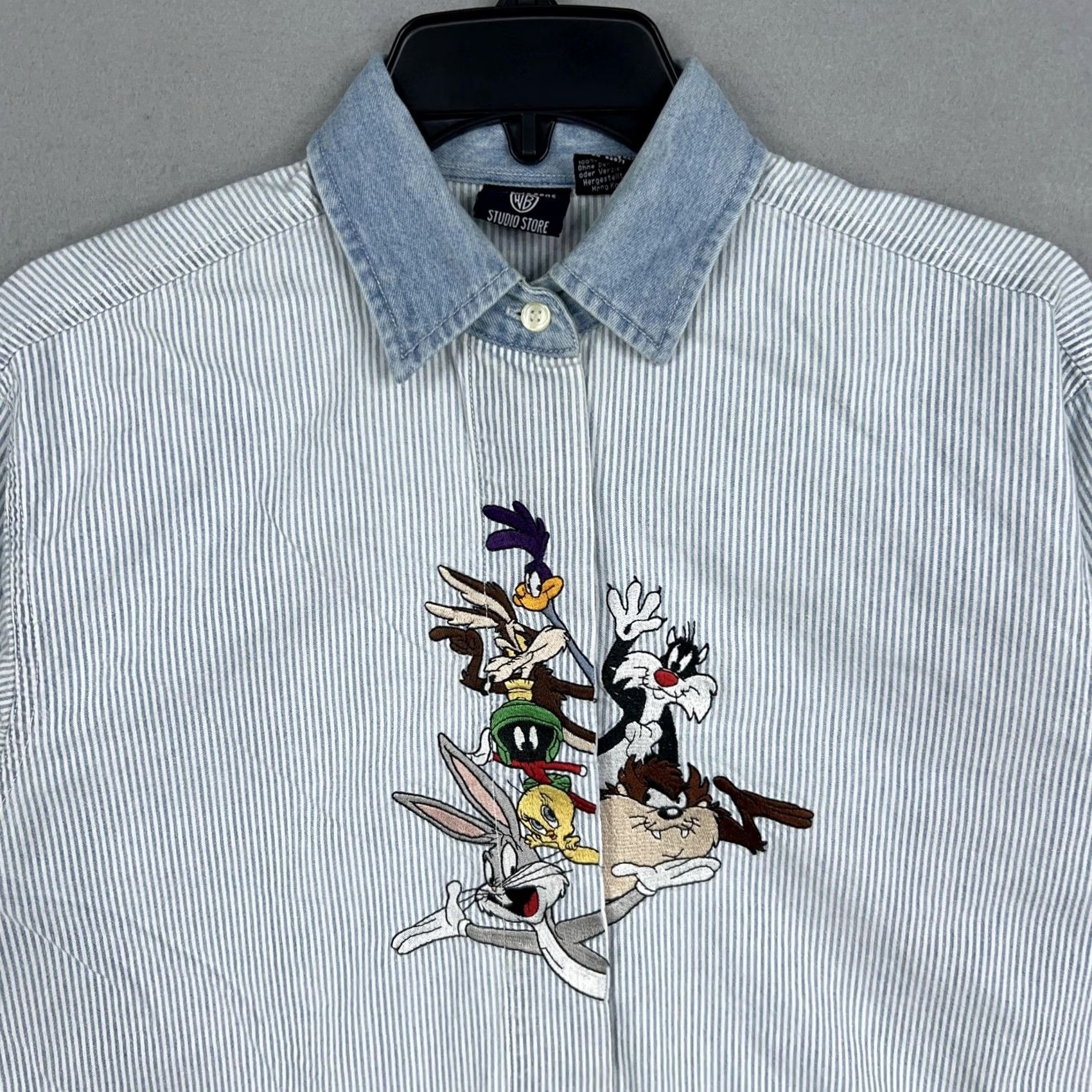 Vintage VINTAGE Warner Bros Shirt Small Striped Looney Tunes Bugs Taz Tweety Sylvester Womens Size S / US 4 / IT 40 - 2 Thumbnail