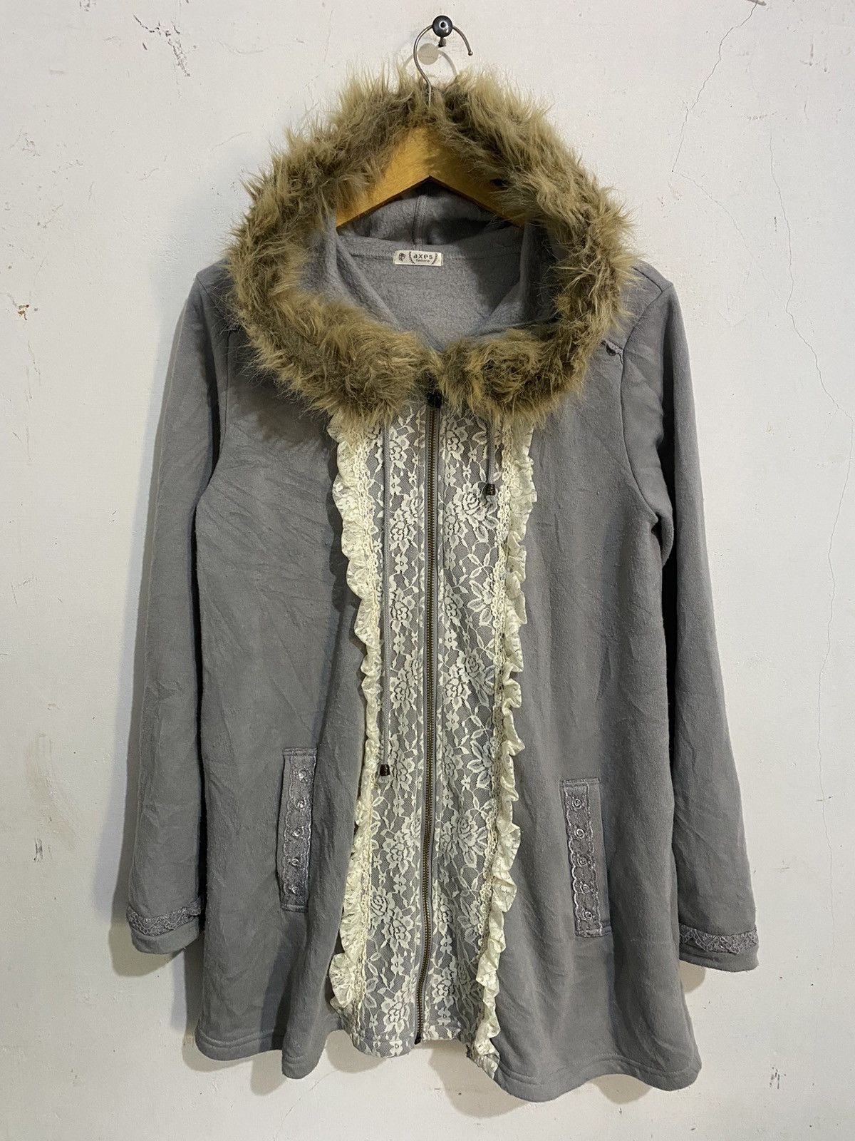 If Six Was Nine 💸BINDINGOFFER💸Axes Femme Gothic Fur Hoodie Lgb Ifsixwasnine Size US M / EU 48-50 / 2 - 1 Thumbnail