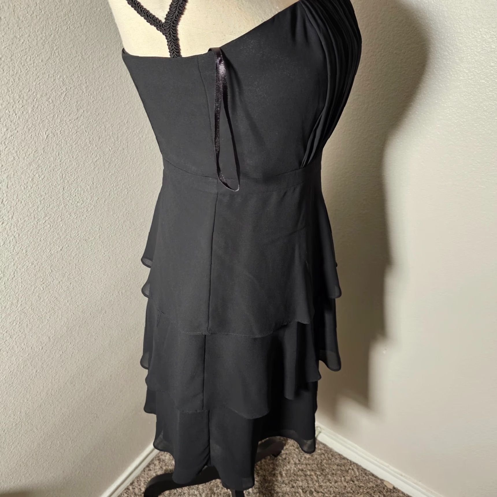 White House Black Market White House Black Market Dress Strapless Mini Ruched Bodice Layered Cocktail Dress Womens 2 Black Sleeveless Party Cocktail Size XS / US 0-2 / IT 36-38 - 5 Thumbnail