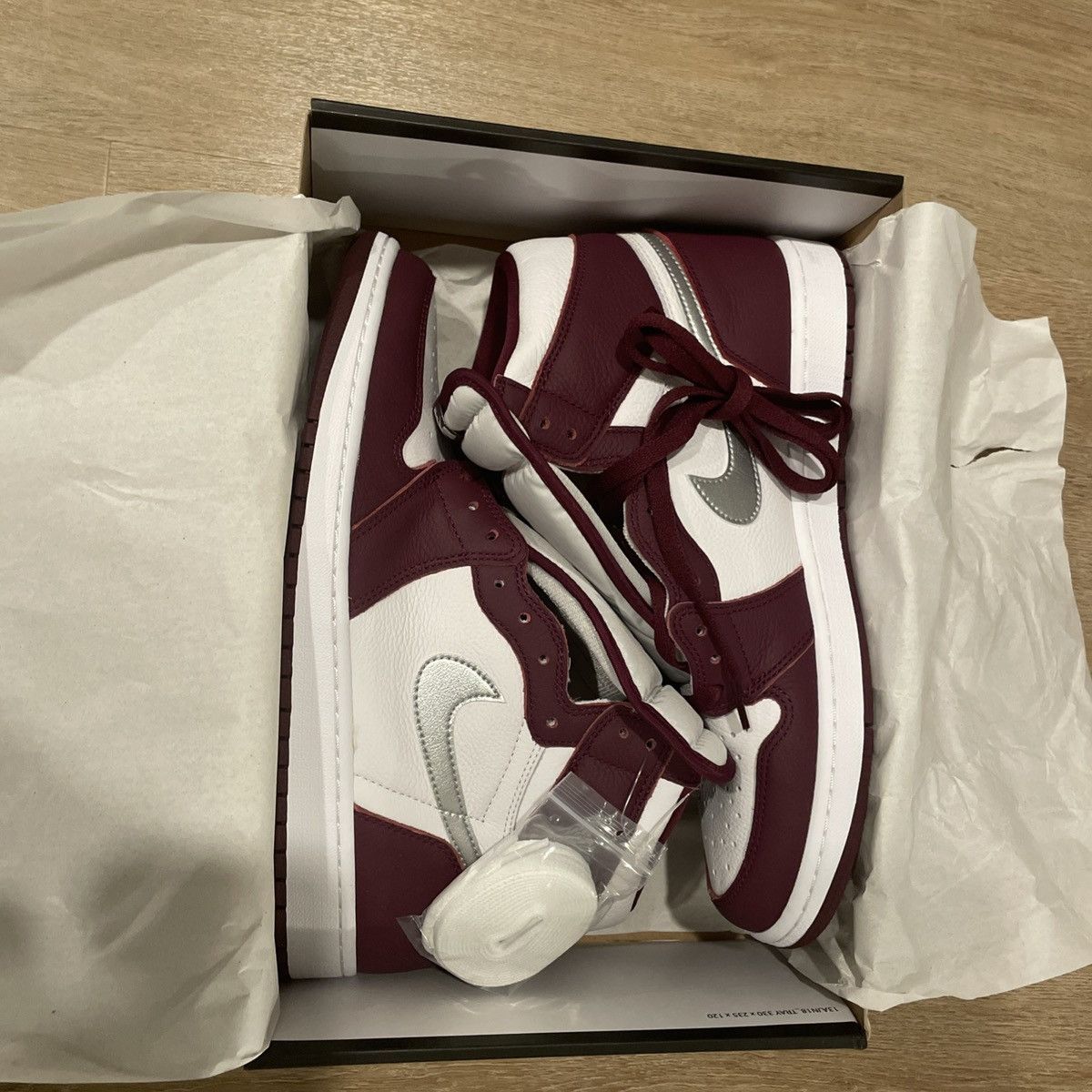 Nike Air Jordan 1 Retro High OG Bordeaux/Metallic Silver-White Size US 12 / EU 45 - 1 Thumbnail