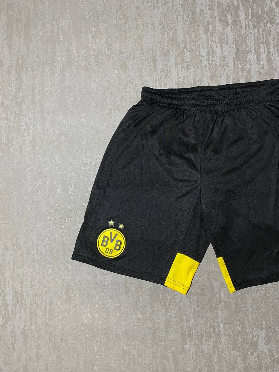 Puma × Vintage Puma Men’s BVB Dortmund Shorts XL Black Borussia Size US 34 / EU 50 - 2 Thumbnail