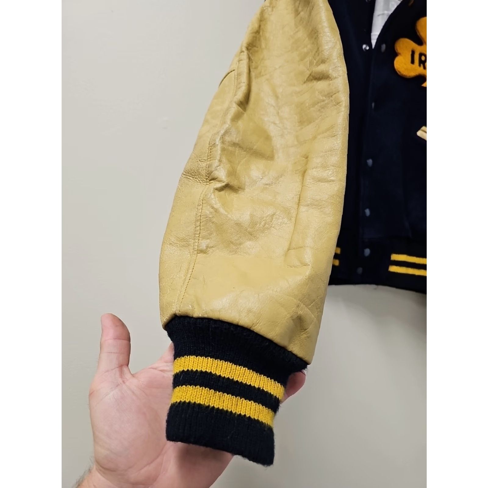Vintage VINTAGE Notre Dame 1960s Authentic Varsity Jacket Mens Blue Wool Leather 26 Chest 25 Length Football University 11/5 Size US S / EU 44-46 / 1 - 6 Thumbnail