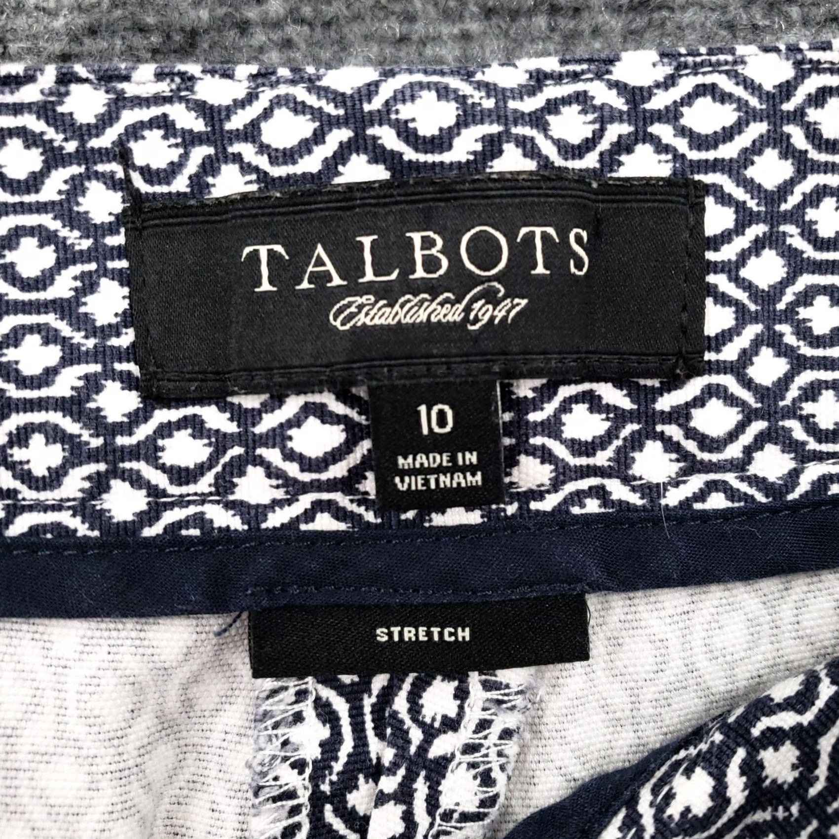 Talbots Talbots Pants Womens 10 Blue White Crop Straight Geometric Stretch Size 32" / US 10 / IT 46 - 3 Thumbnail