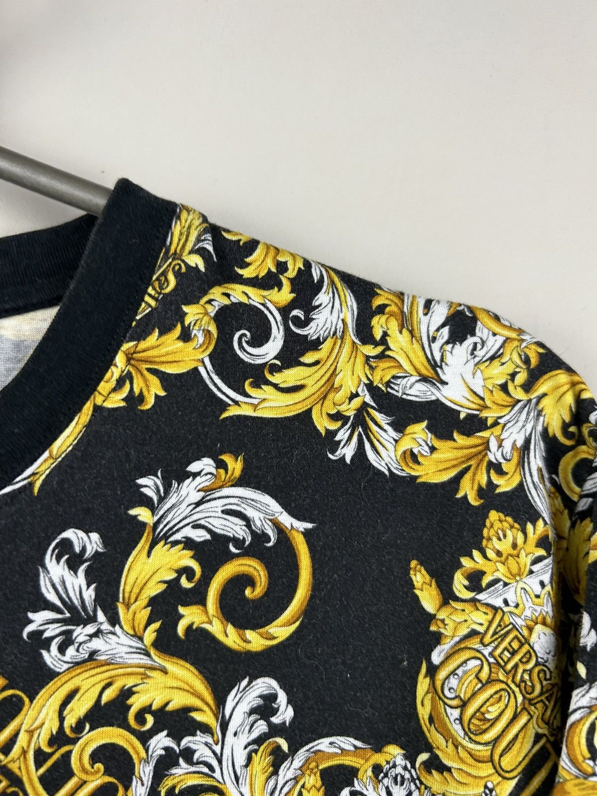 Versace Versace Jeans Couture Monogram Logo T shirt Size L / US 10 / IT 46 - 6 Thumbnail