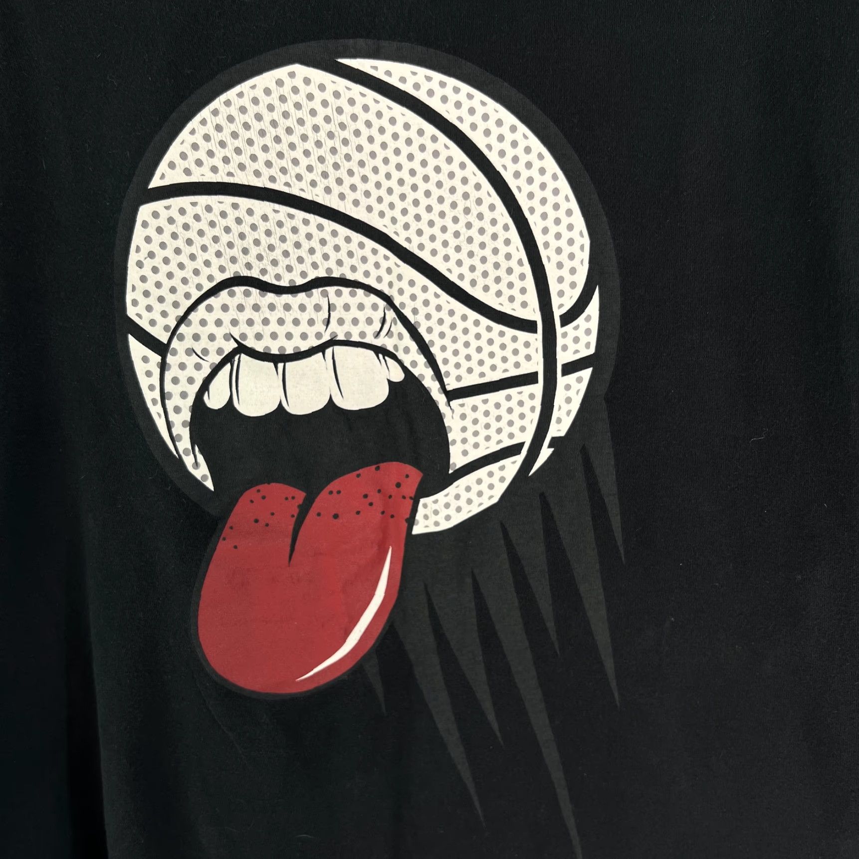 Nike Nike Mens Black T-Shirt Size L Graphic Print Basketball Short Sleeve Crew Neck Shirt Size US L / EU 52-54 / 3 - 2 Thumbnail