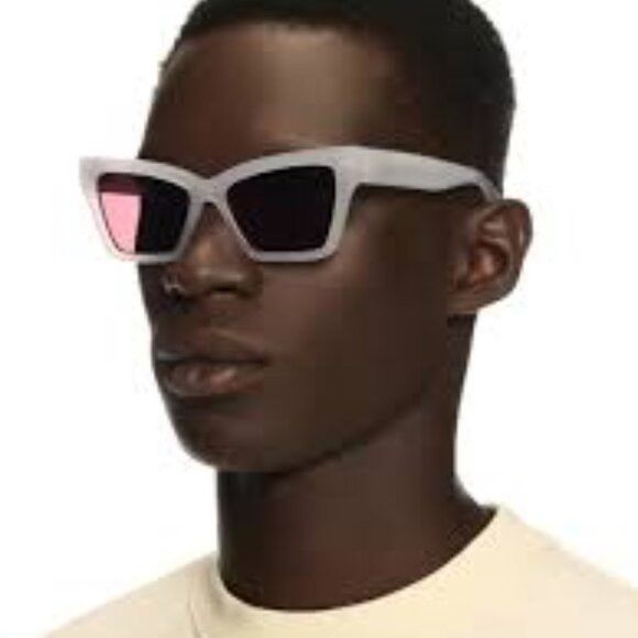 Off-White Off-White OERI110 CINCINNATI 1307 Sunglasses Black Cat Eye Size ONE SIZE - 9 Thumbnail