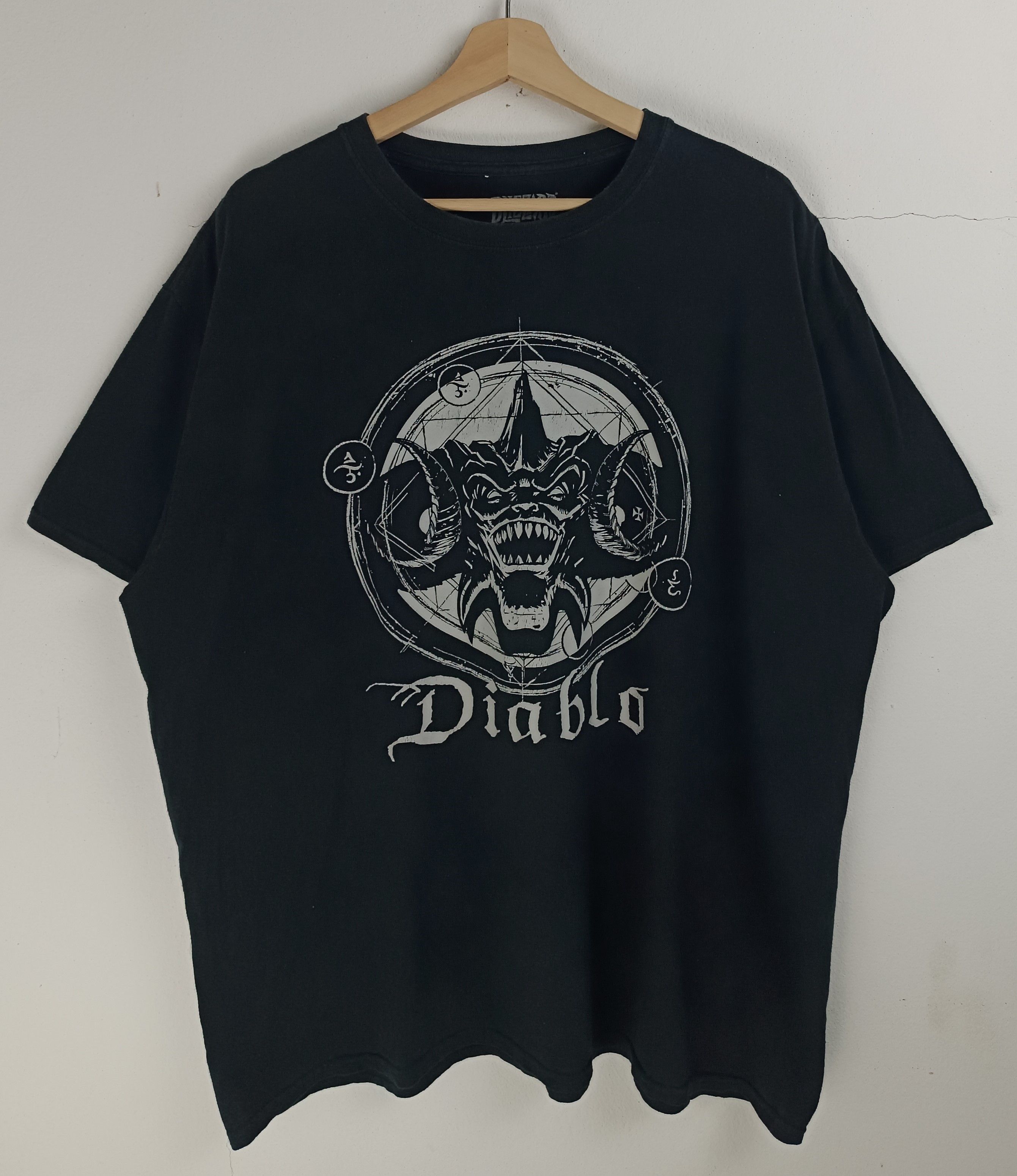 Microsoft VINTAGE DIABLO GAME BY BLIZZARD TEE CALL OF DUTY GOD OF WAR Size US XXL / EU 58 / 5 - 3 Thumbnail