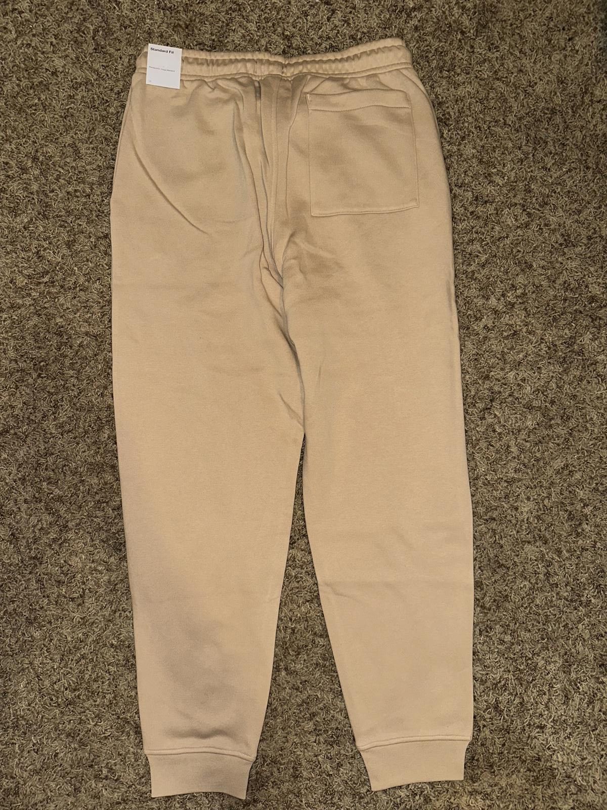 Designer Jordan Essential Fleece Joggers Pants Sample Size US 34 / EU 50 - 6 Thumbnail