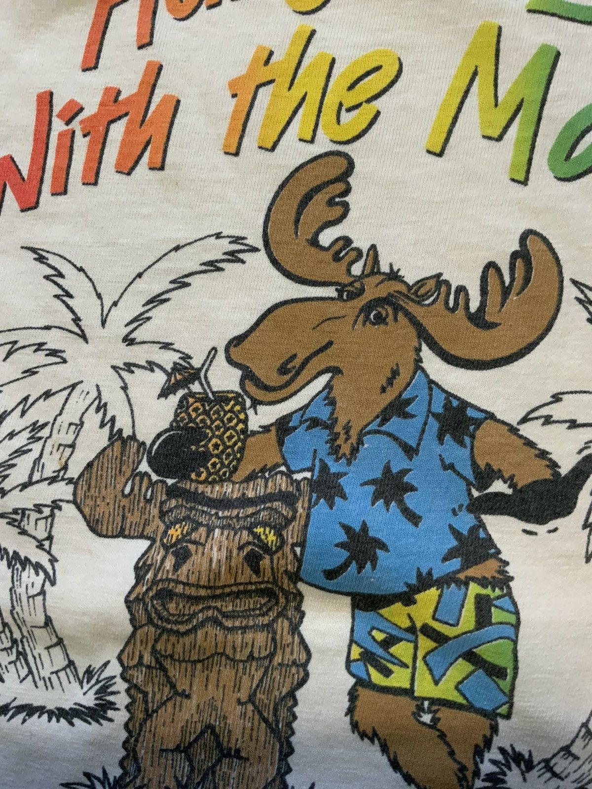 Vintage Vintage 90s Moose McGillycuddys Hawaii Hang Loose T-Shirt Size US M / EU 48-50 / 2 - 10 Thumbnail
