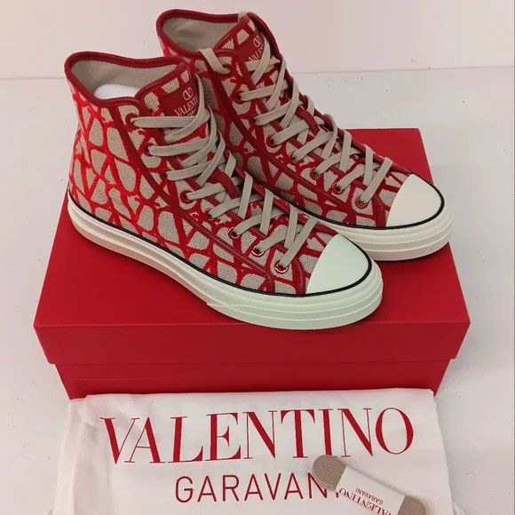 Valentino Valentino Garavani Mens Toile Iconographe Sneakers EU43/US10 Size US 10 / EU 43 - 1 Thumbnail