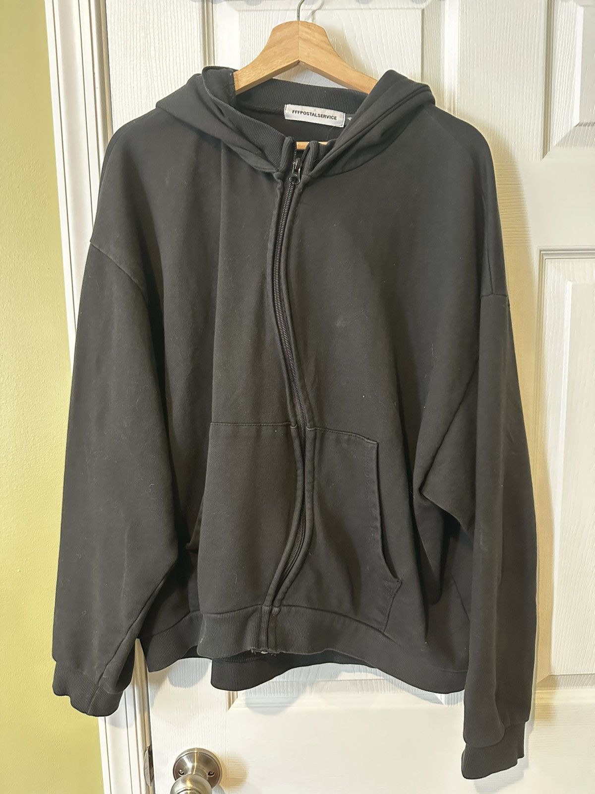 FFFPOSTALSERVICE Fffpostalservice OG Cropped Curve Zip Hoodie Size US XL / EU 56 / 4 - 1 Thumbnail