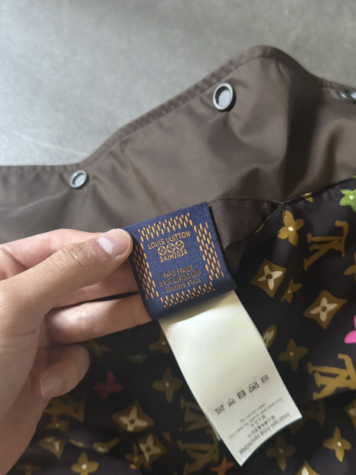 Louis Vuitton × Tyler The Creator Louis Vuitton Tyler The Creator Logo Embroidered Bomber Size US S / EU 44-46 / 1 - 18 Thumbnail