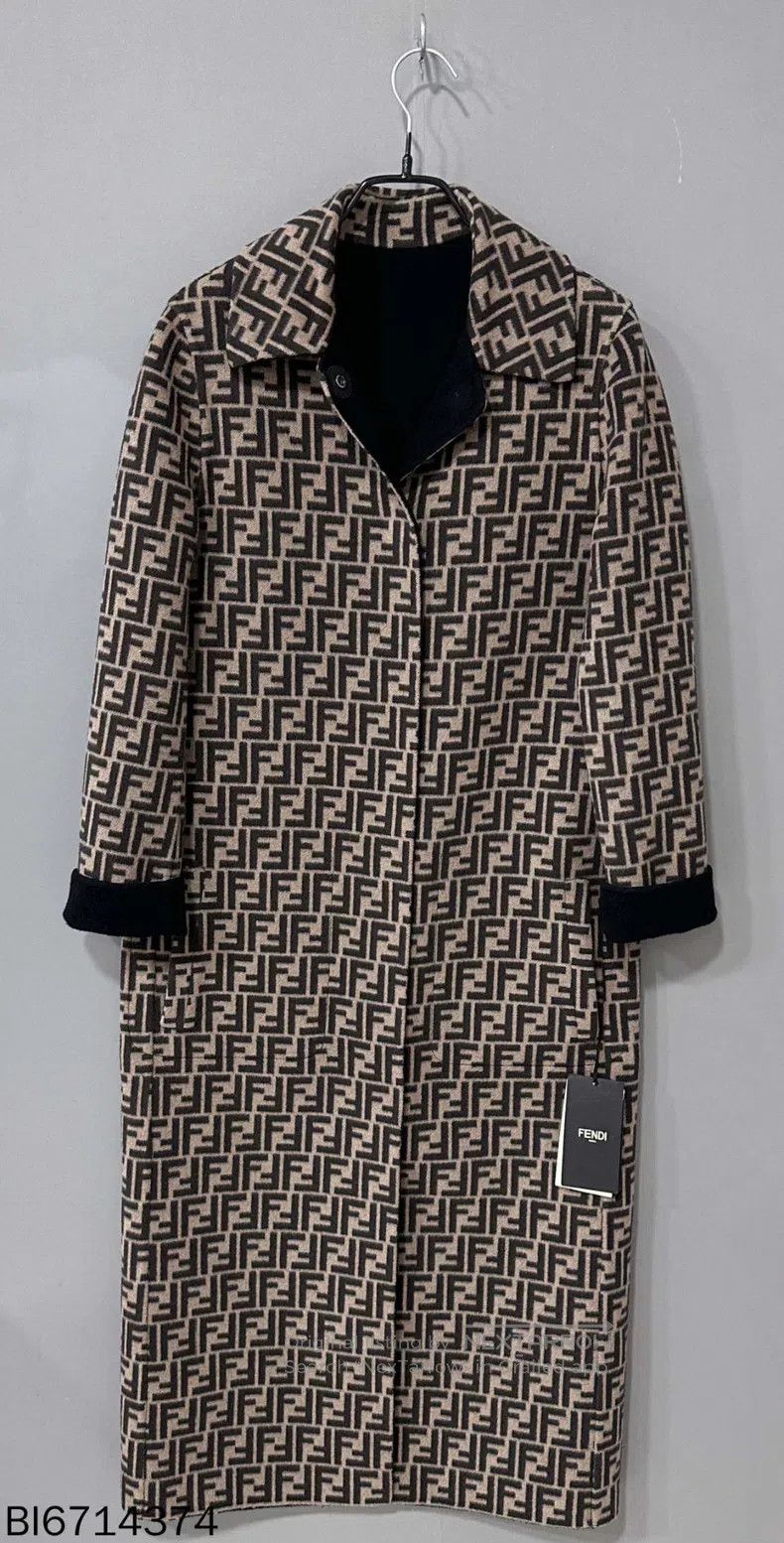 Fendi Fendi Double-sided printed logo coat Size XXS / US 00 / IT 34 - 4 Thumbnail